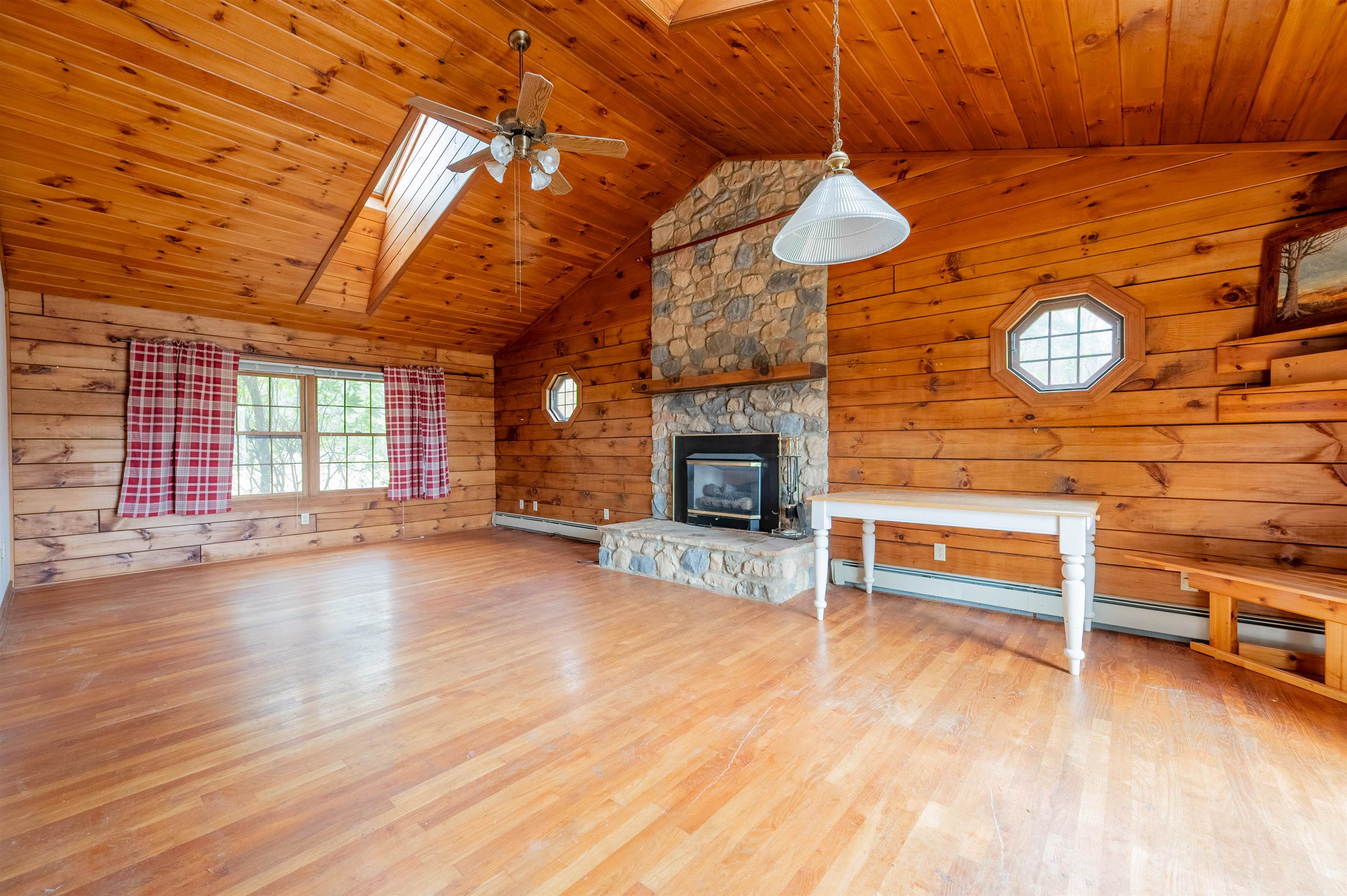 528 Falling Branch Road NW Floyd VA 24091