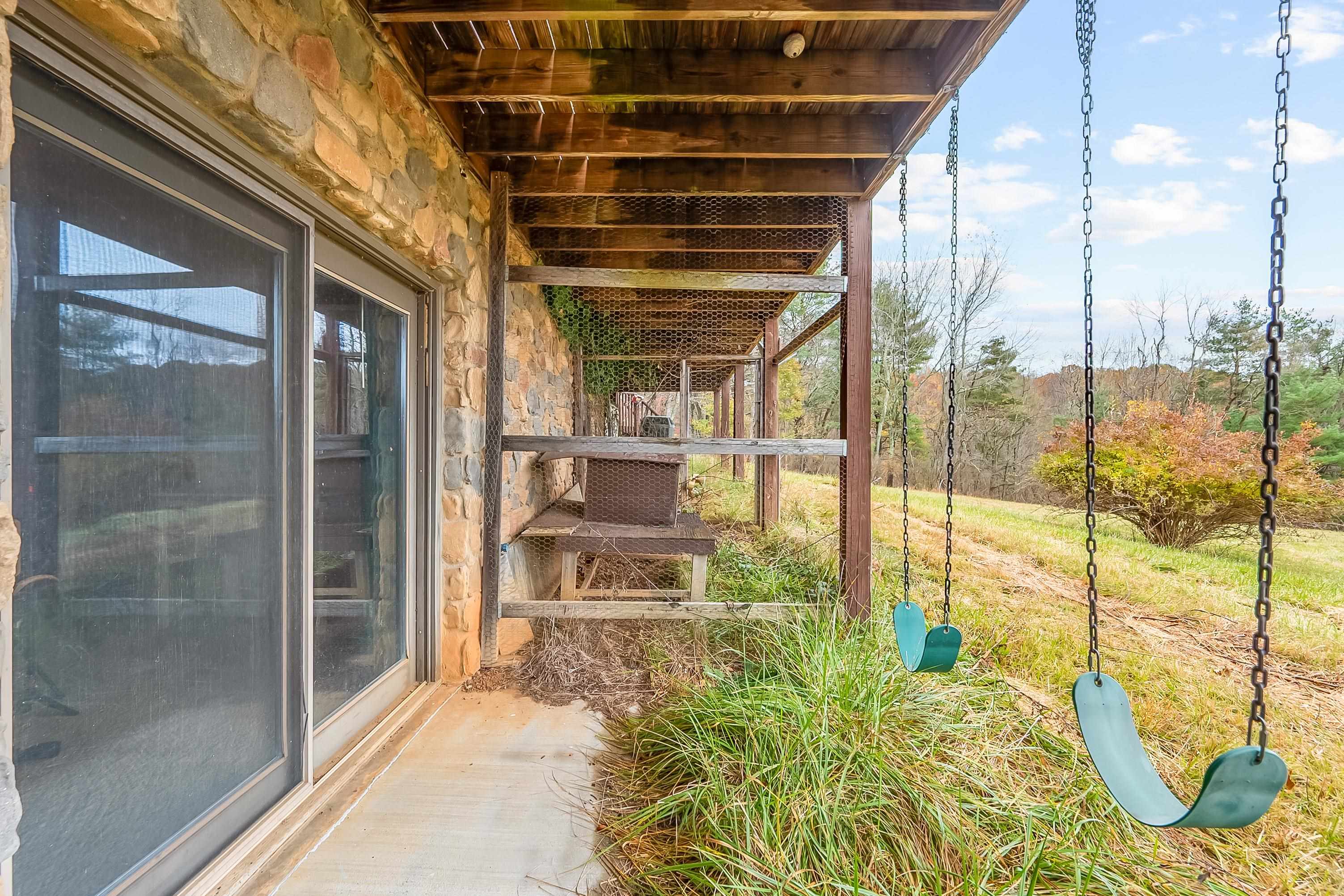 528 Falling Branch Road NW Floyd VA 24091