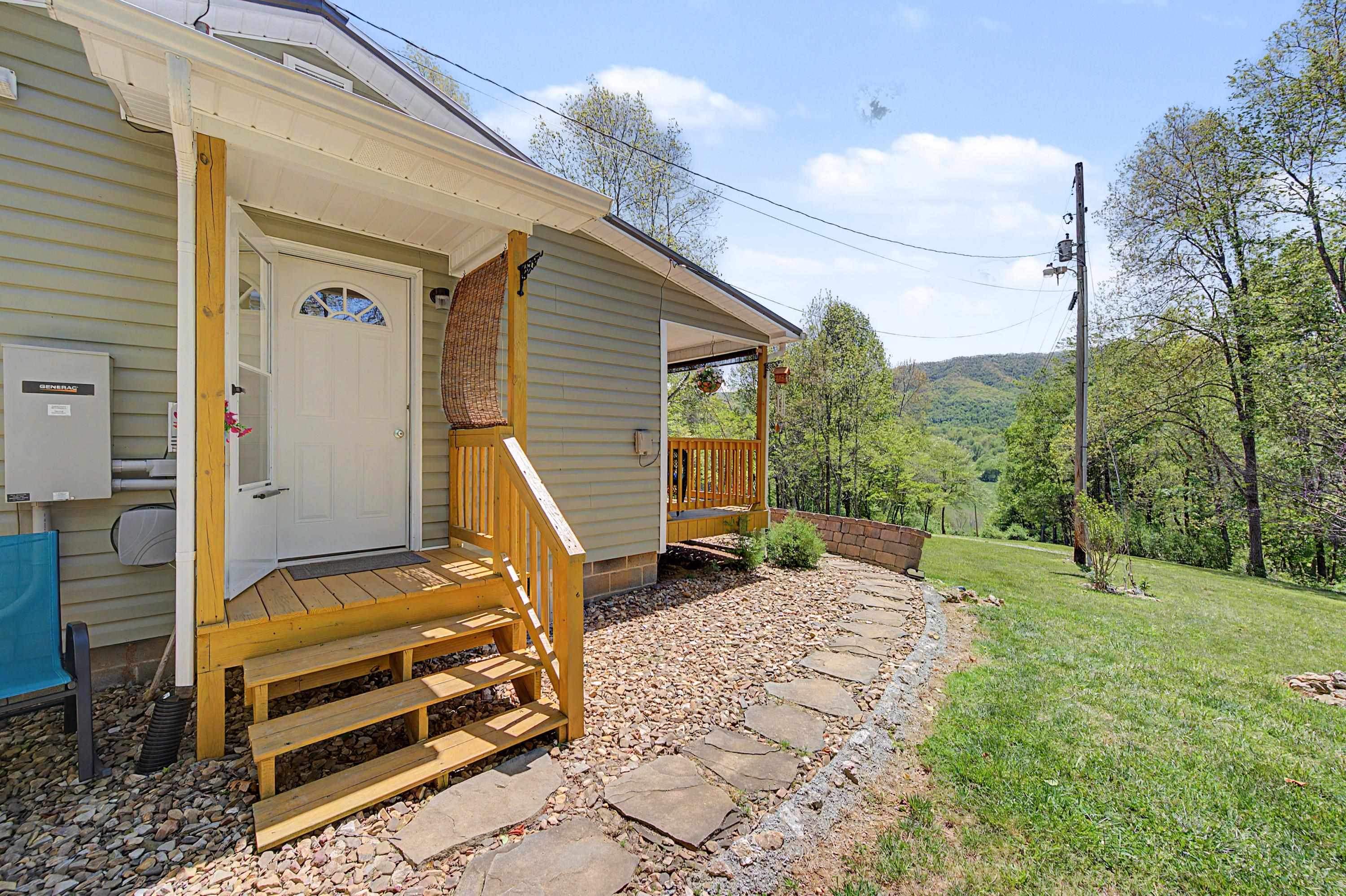 805 Sunset River Road Ceres VA 24318