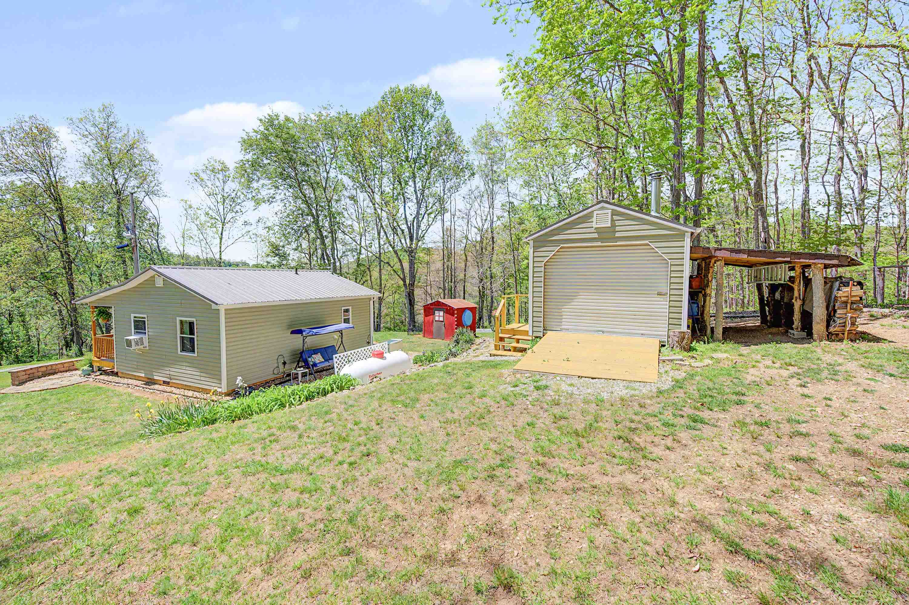 805 Sunset River Road Ceres VA 24318