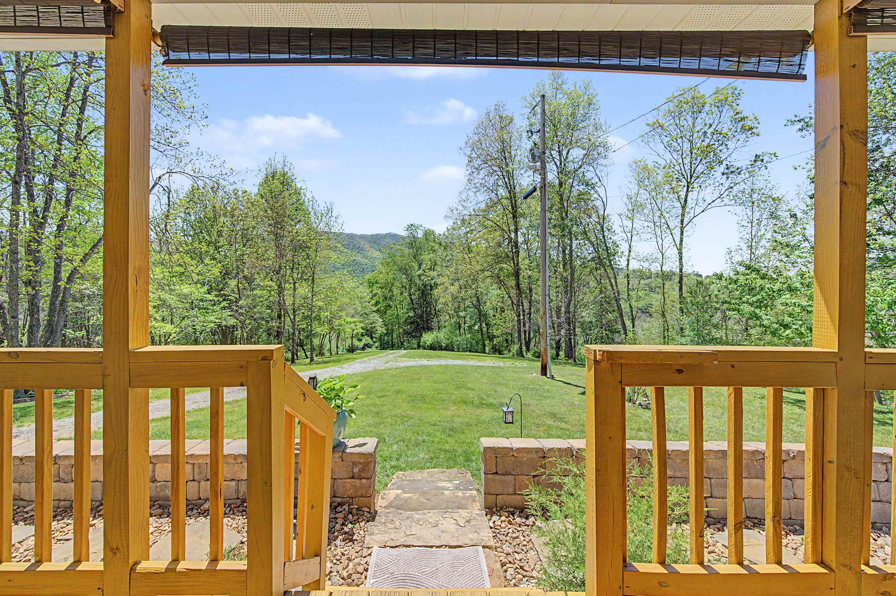 805 Sunset River Road Ceres VA 24318