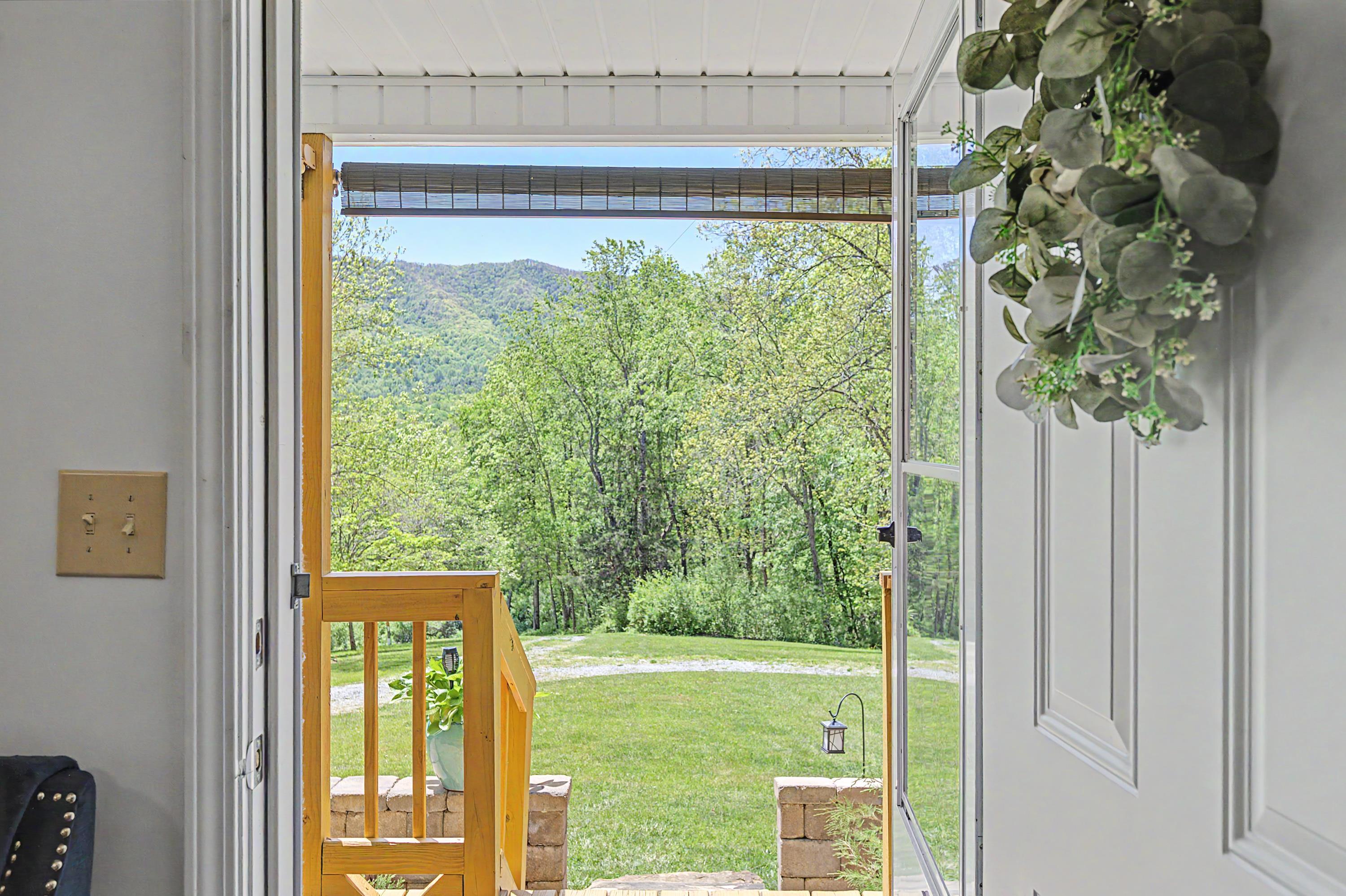 805 Sunset River Road Ceres VA 24318