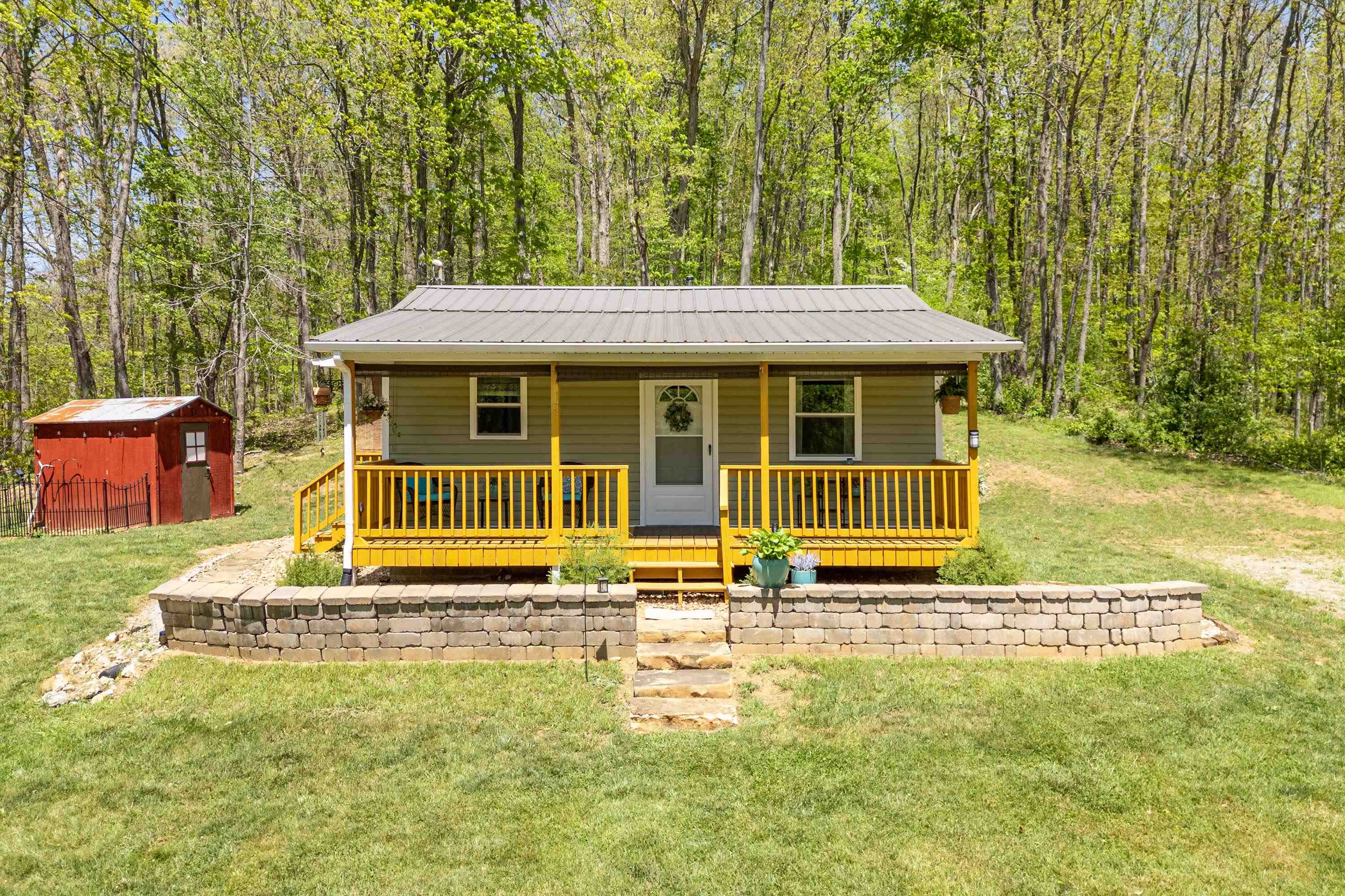 805 Sunset River Road Ceres VA 24318
