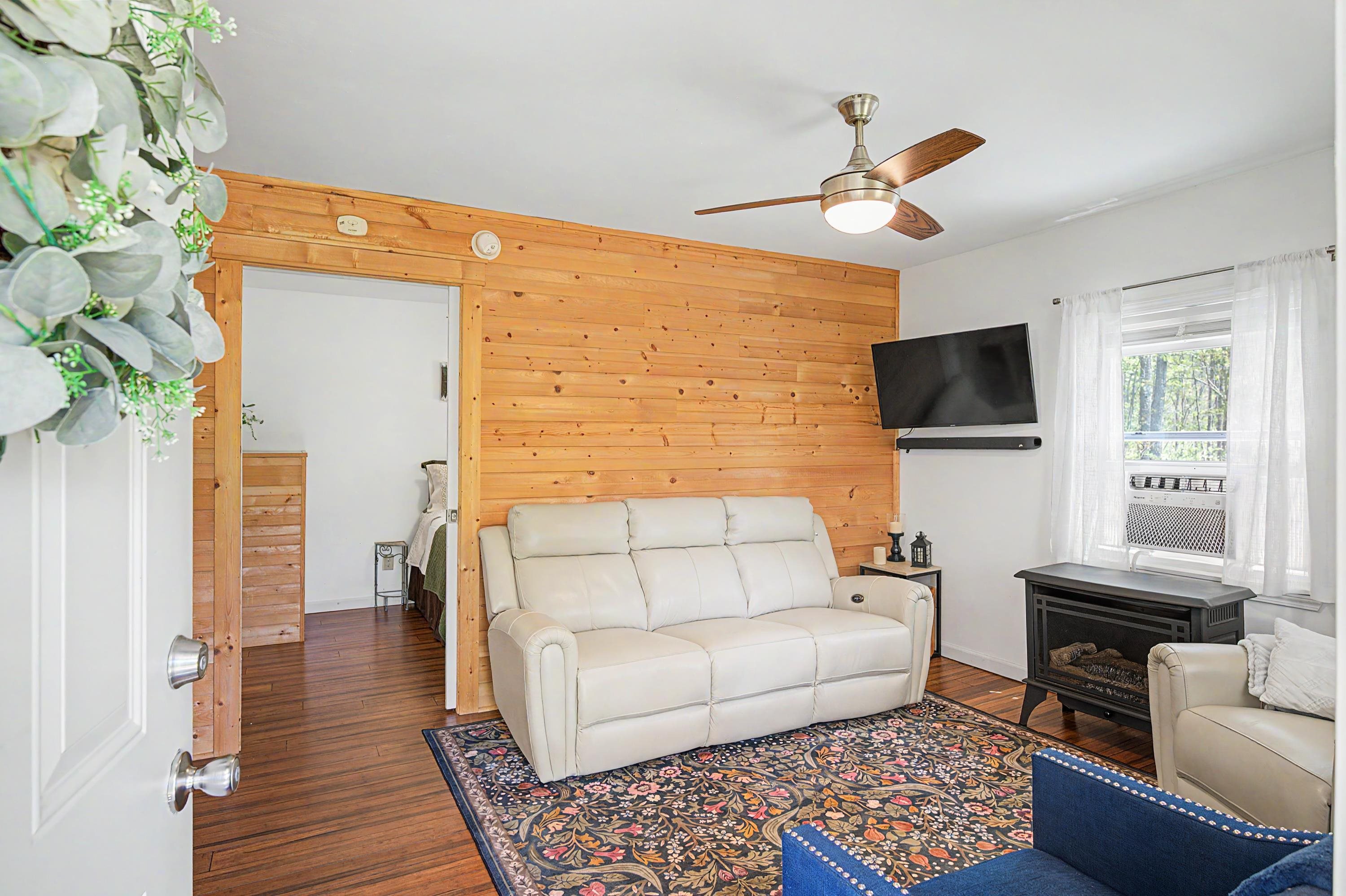 805 Sunset River Road Ceres VA 24318
