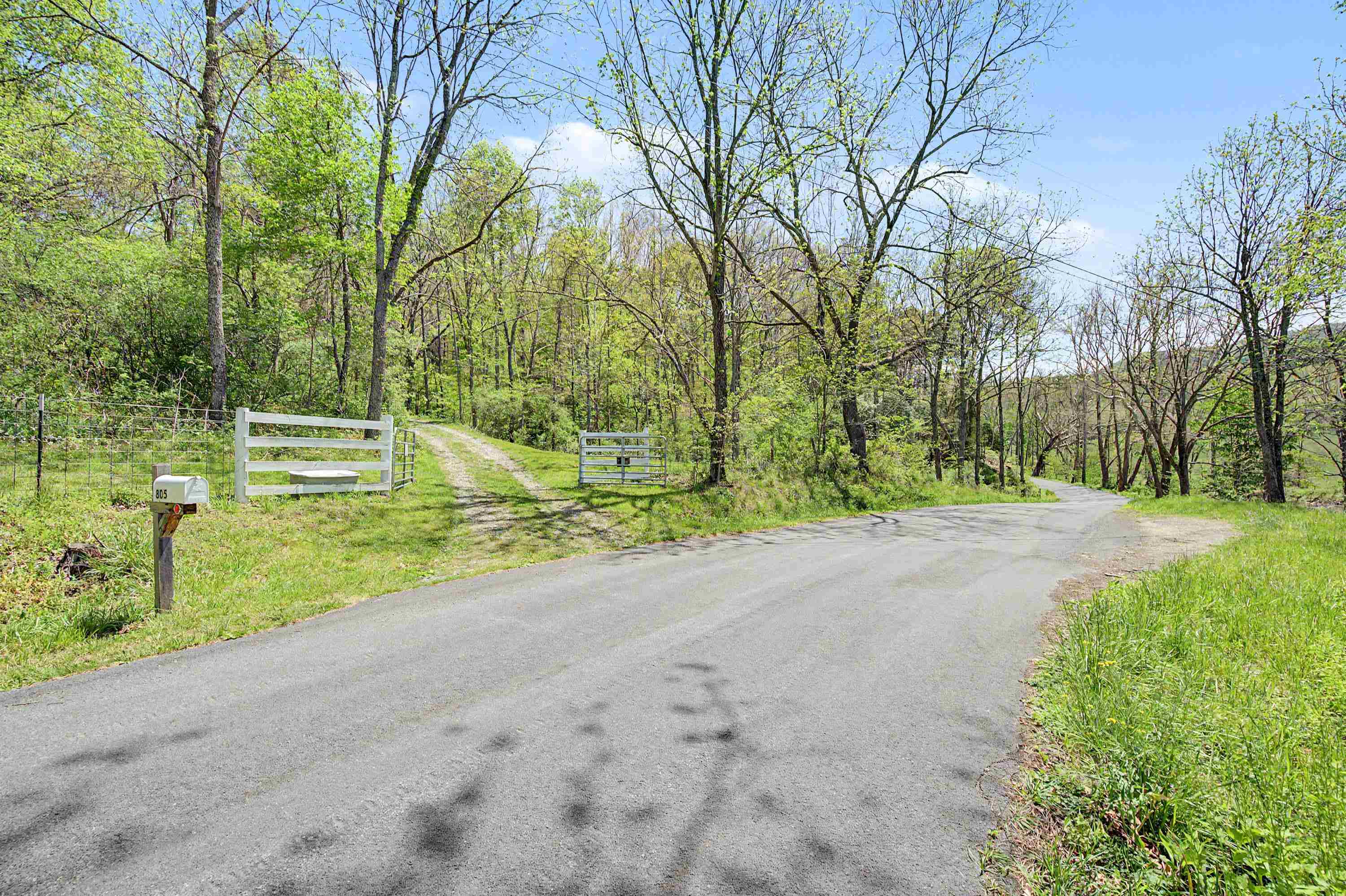 805 Sunset River Road Ceres VA 24318