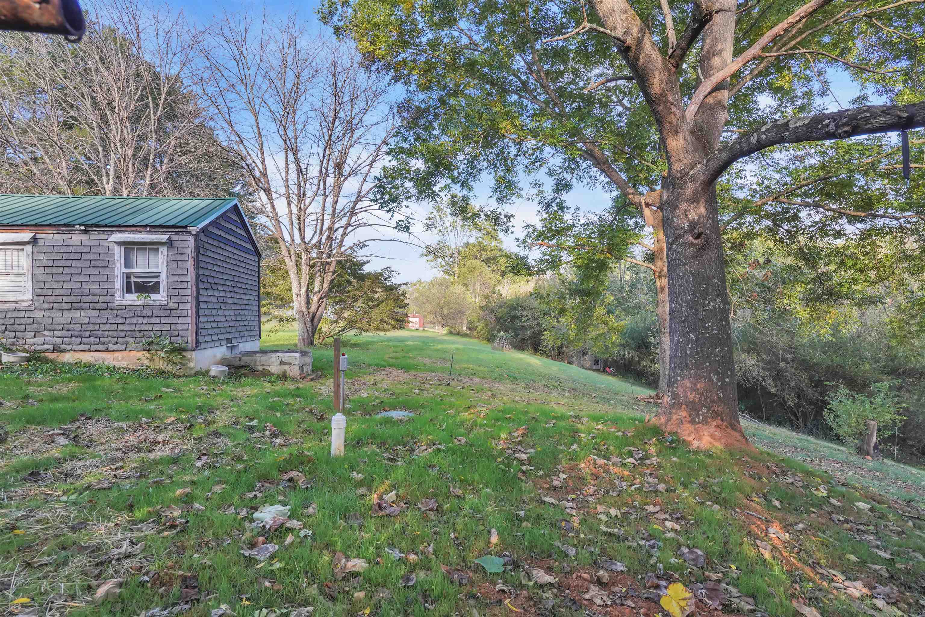 178 Crestwood Drive Narrows VA 24124