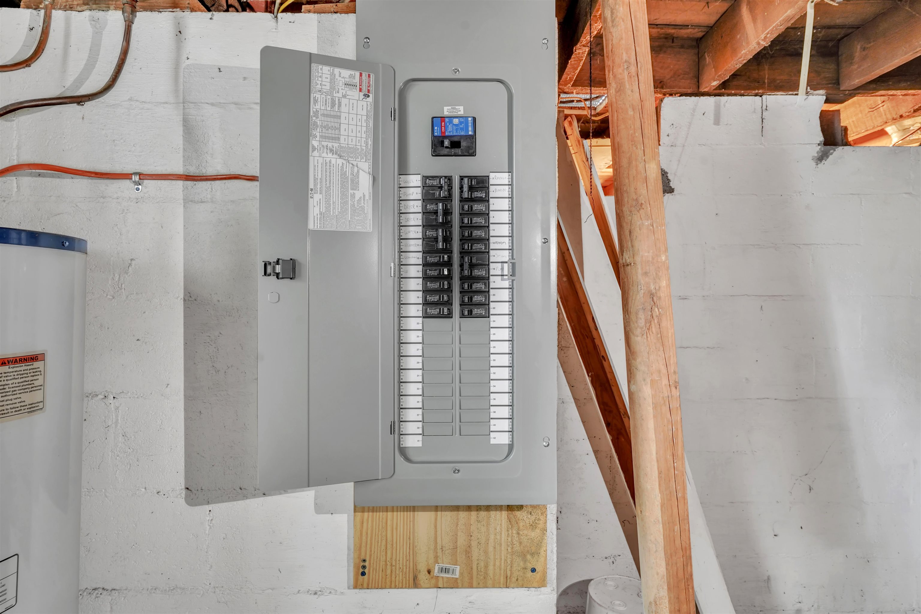 178 Crestwood Drive Narrows VA 24124