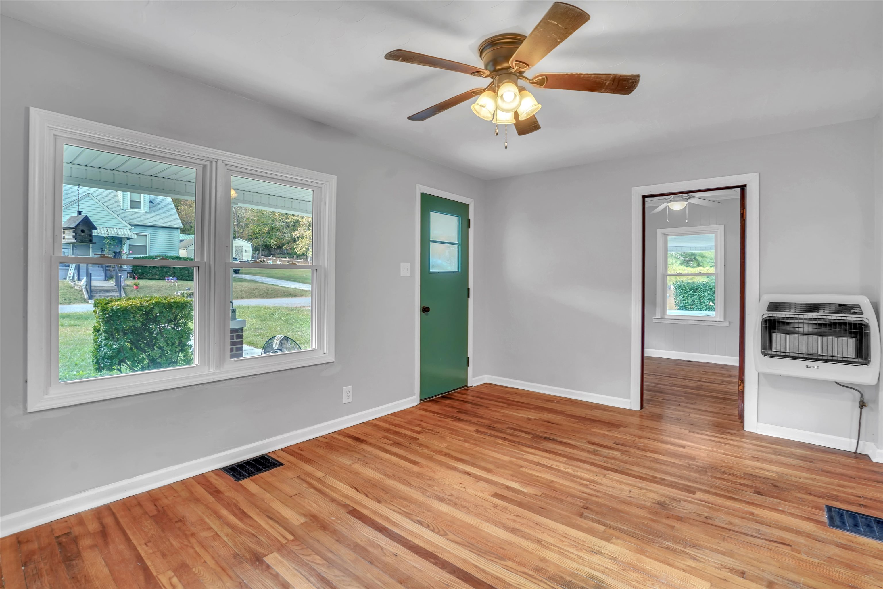 178 Crestwood Drive Narrows VA 24124