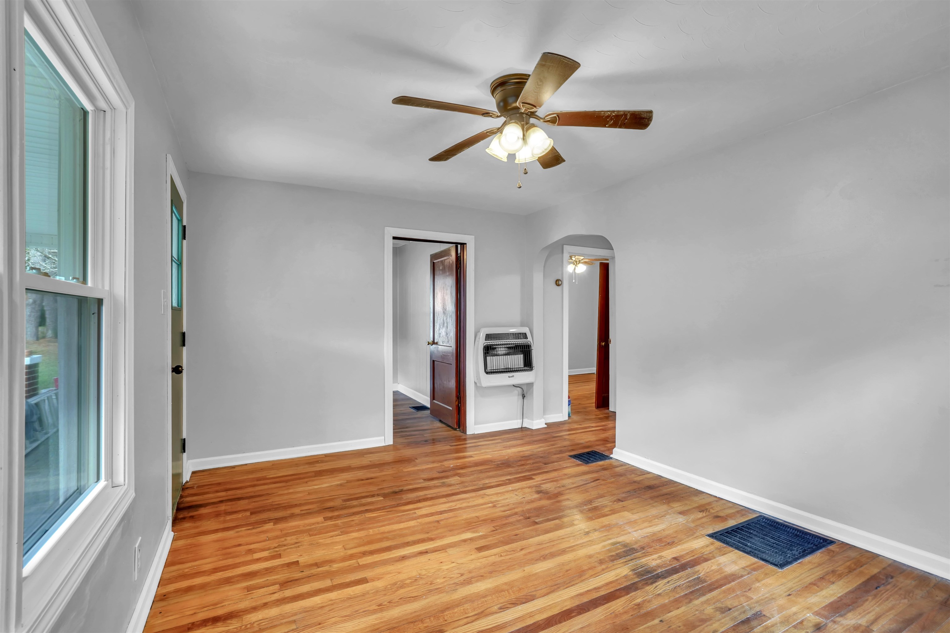 178 Crestwood Drive Narrows VA 24124