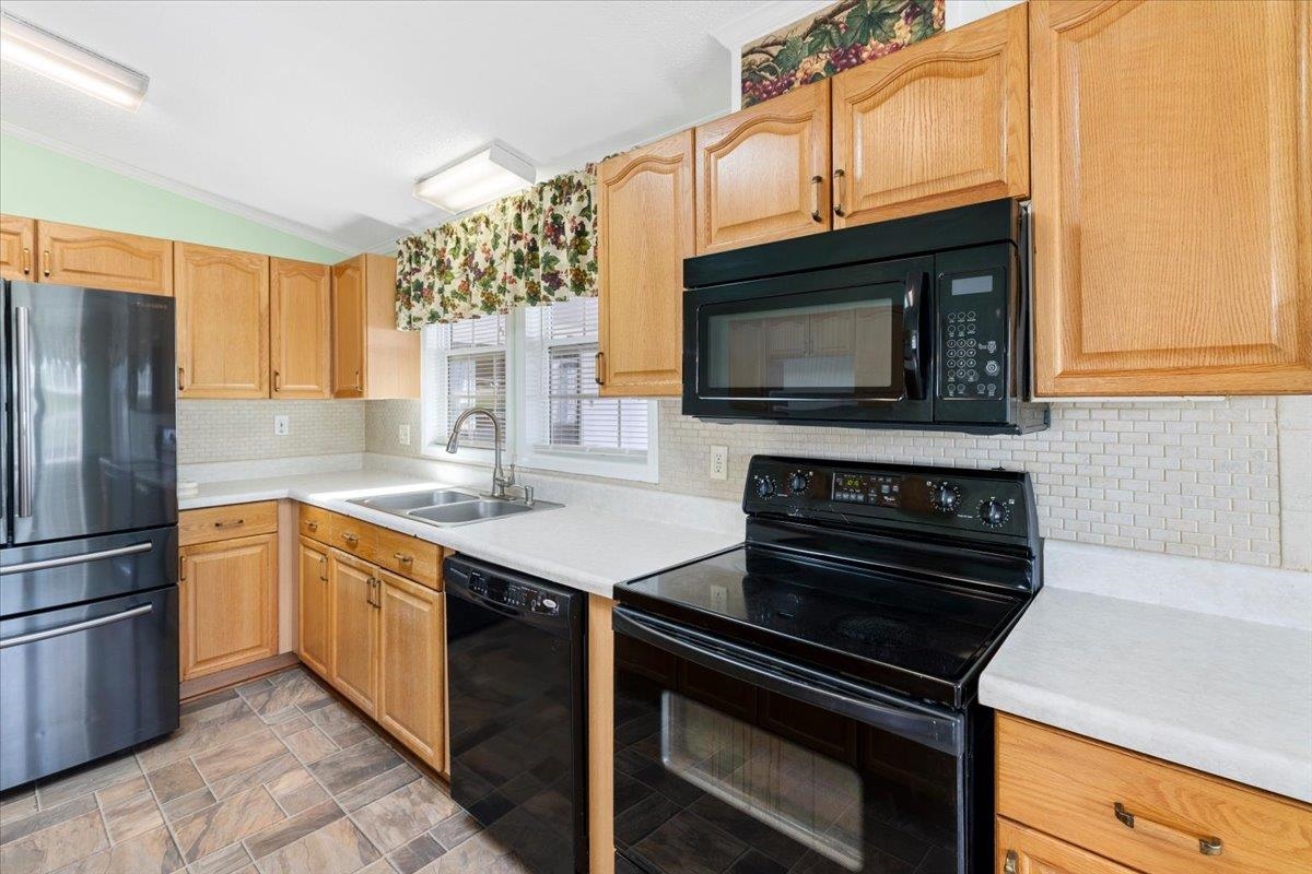 7727 Brooklyn Road Fairlawn VA 24141