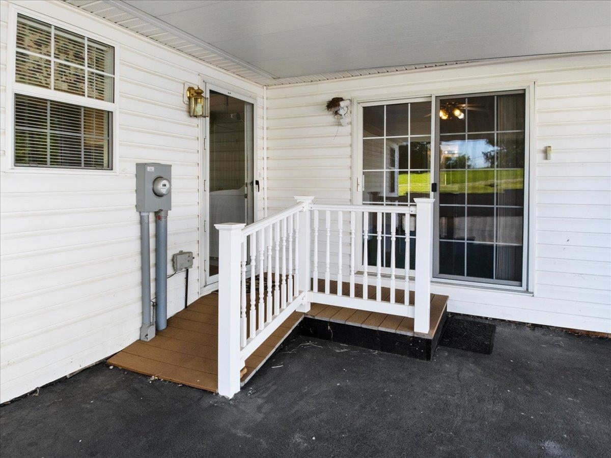 7727 Brooklyn Road Fairlawn VA 24141
