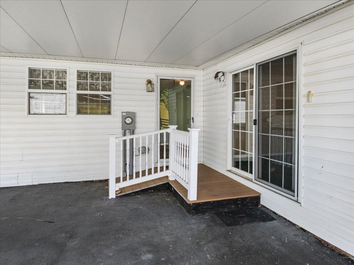 7727 Brooklyn Road Fairlawn VA 24141
