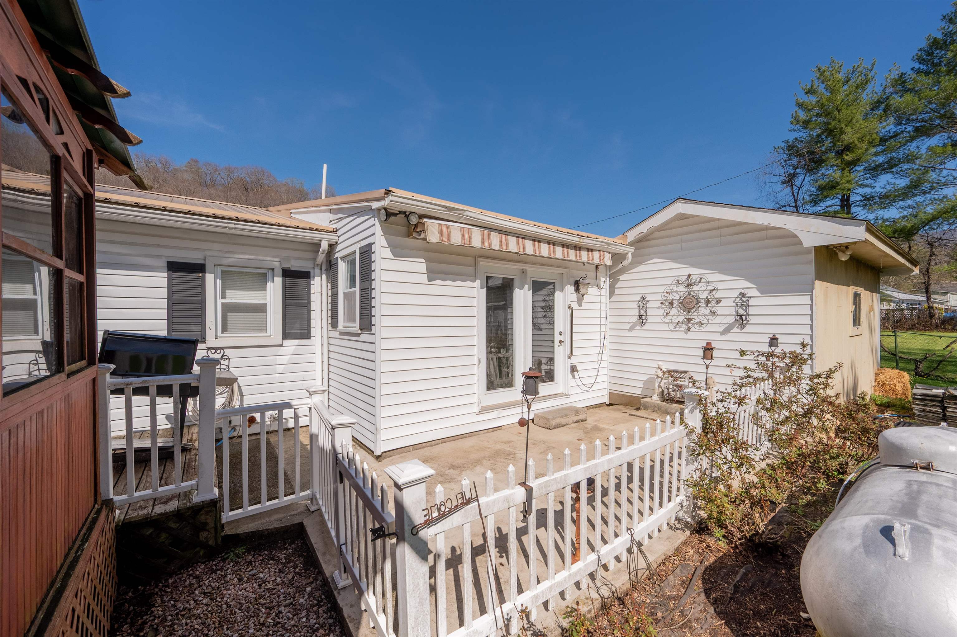 503 Cascade Drive Pembroke VA 24136