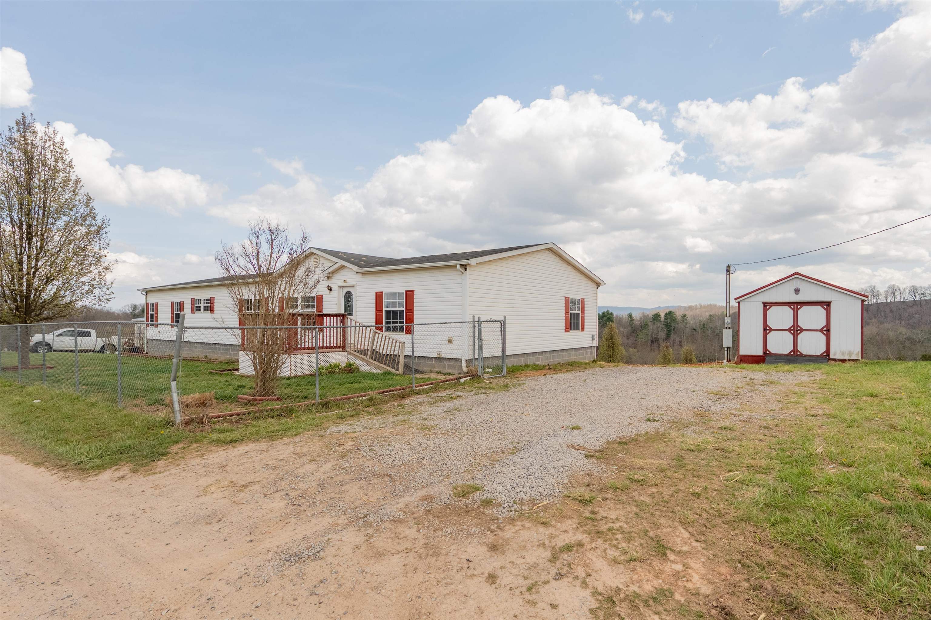 188 Grandview Drive Max Meadows VA 24360