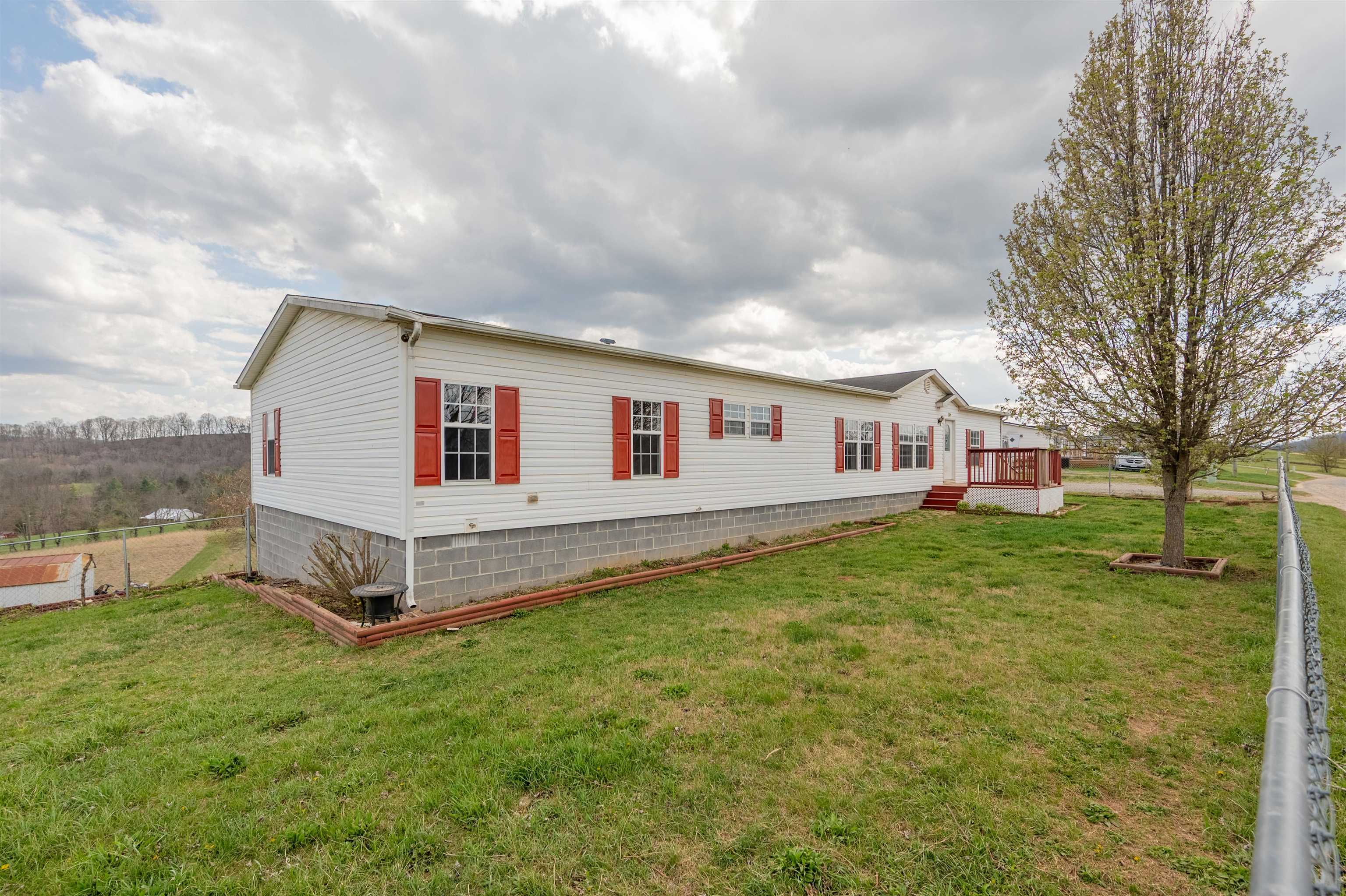 188 Grandview Drive Max Meadows VA 24360
