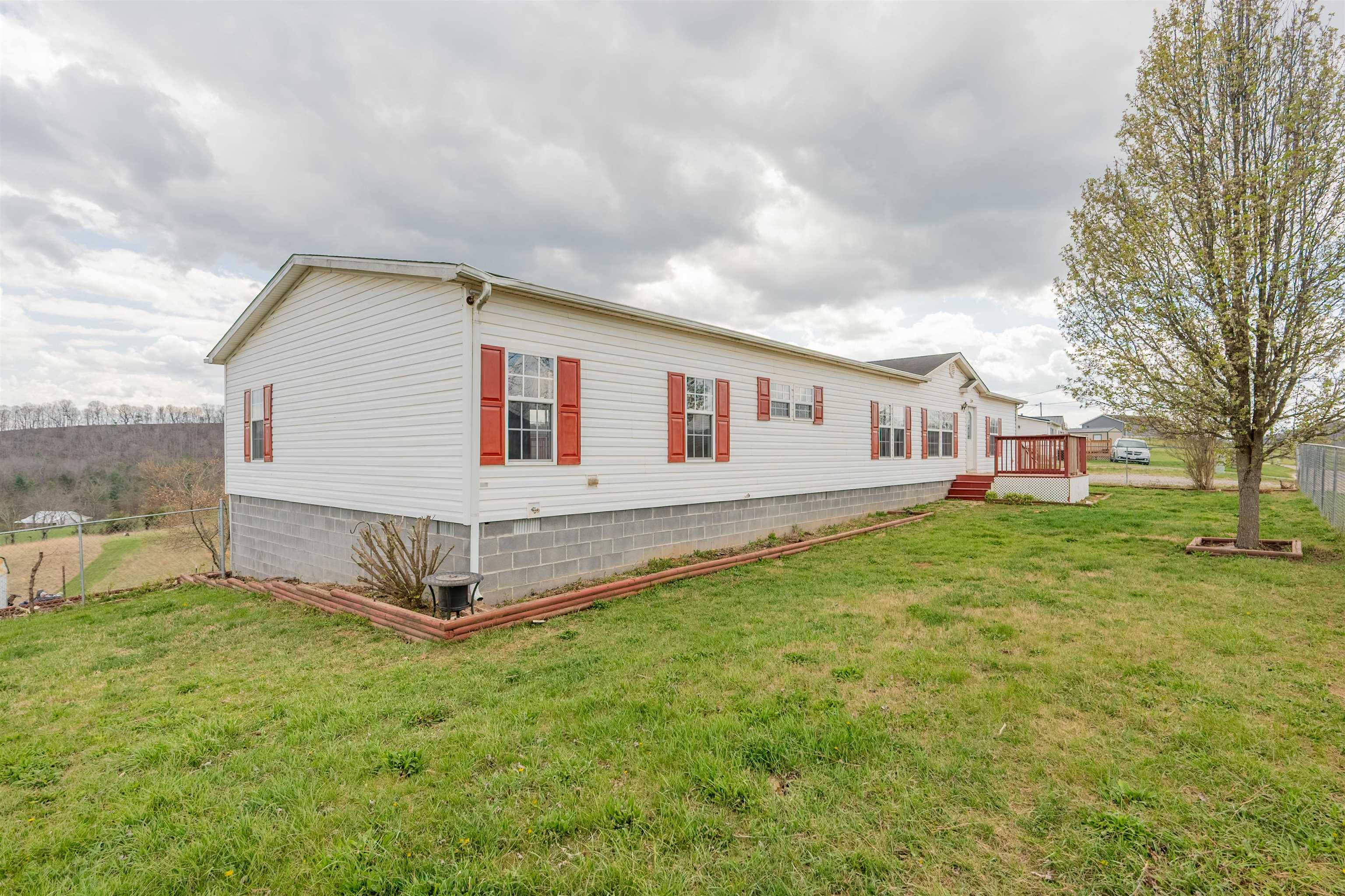 188 Grandview Drive Max Meadows VA 24360