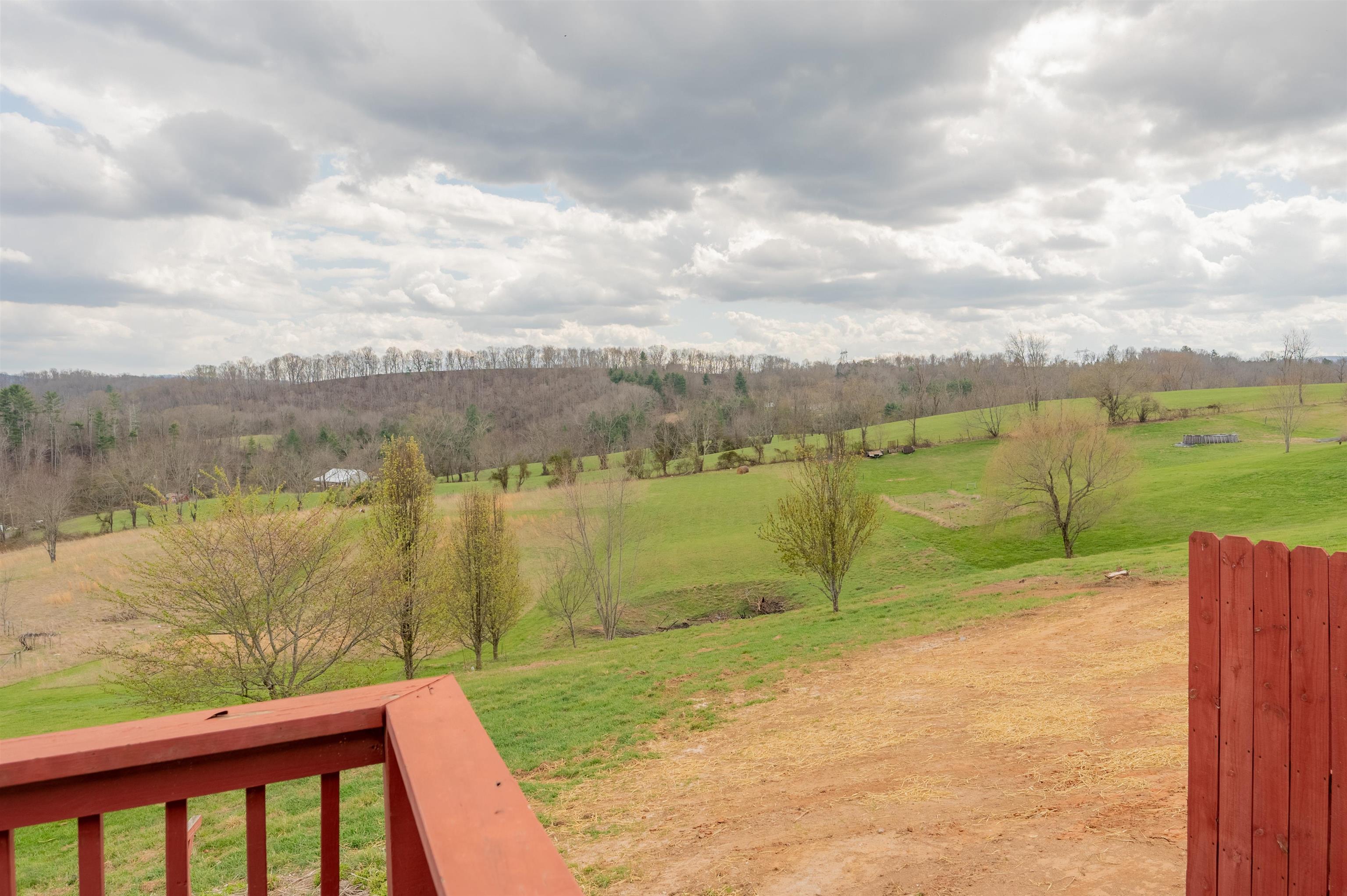 188 Grandview Drive Max Meadows VA 24360