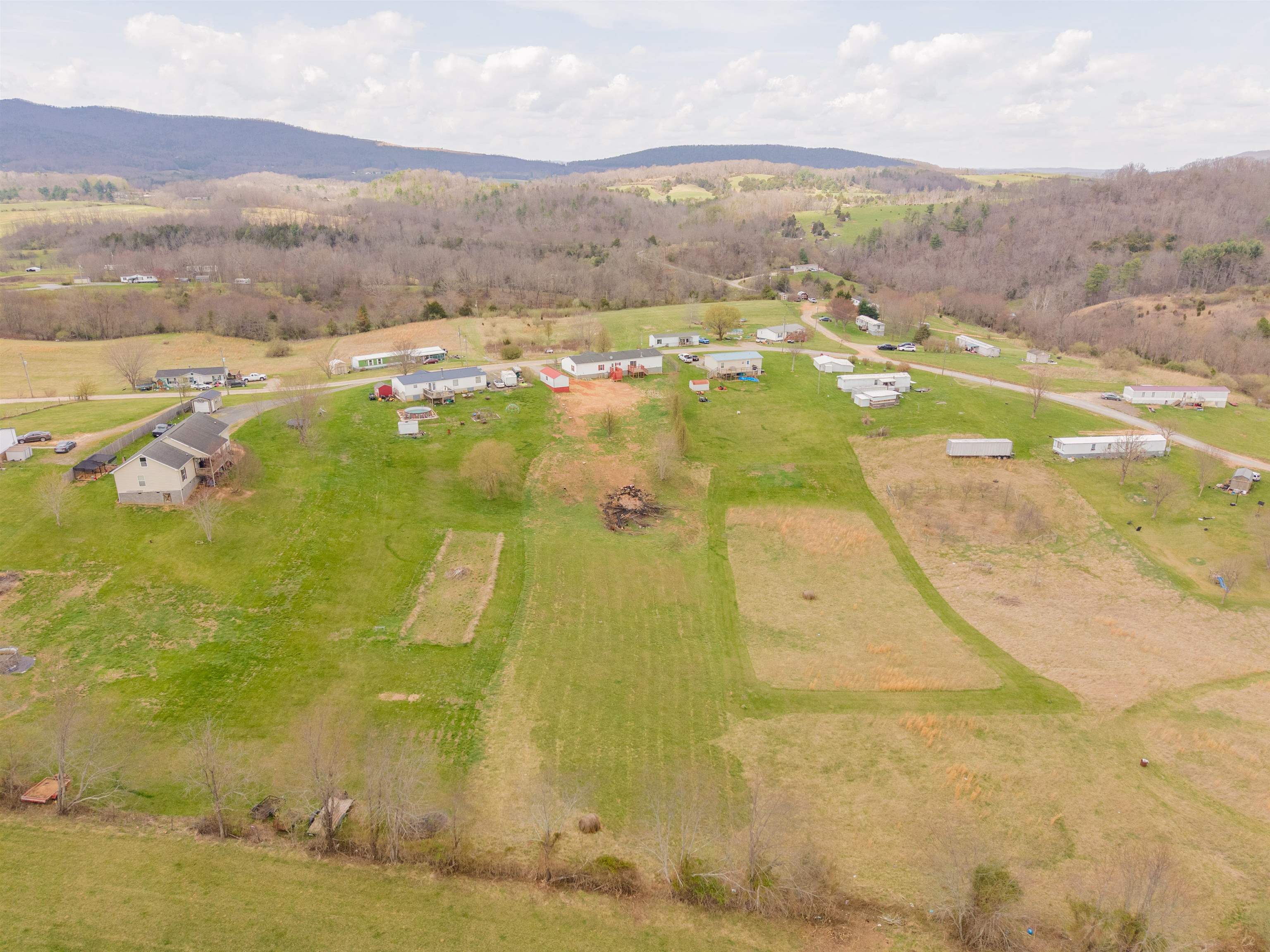188 Grandview Drive Max Meadows VA 24360