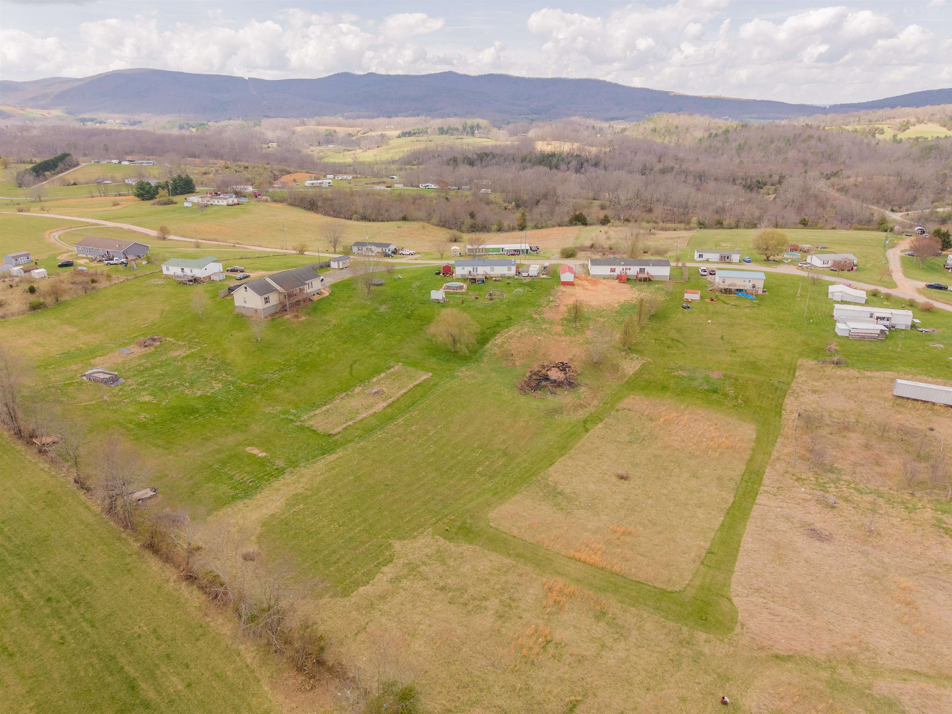 188 Grandview Drive Max Meadows VA 24360