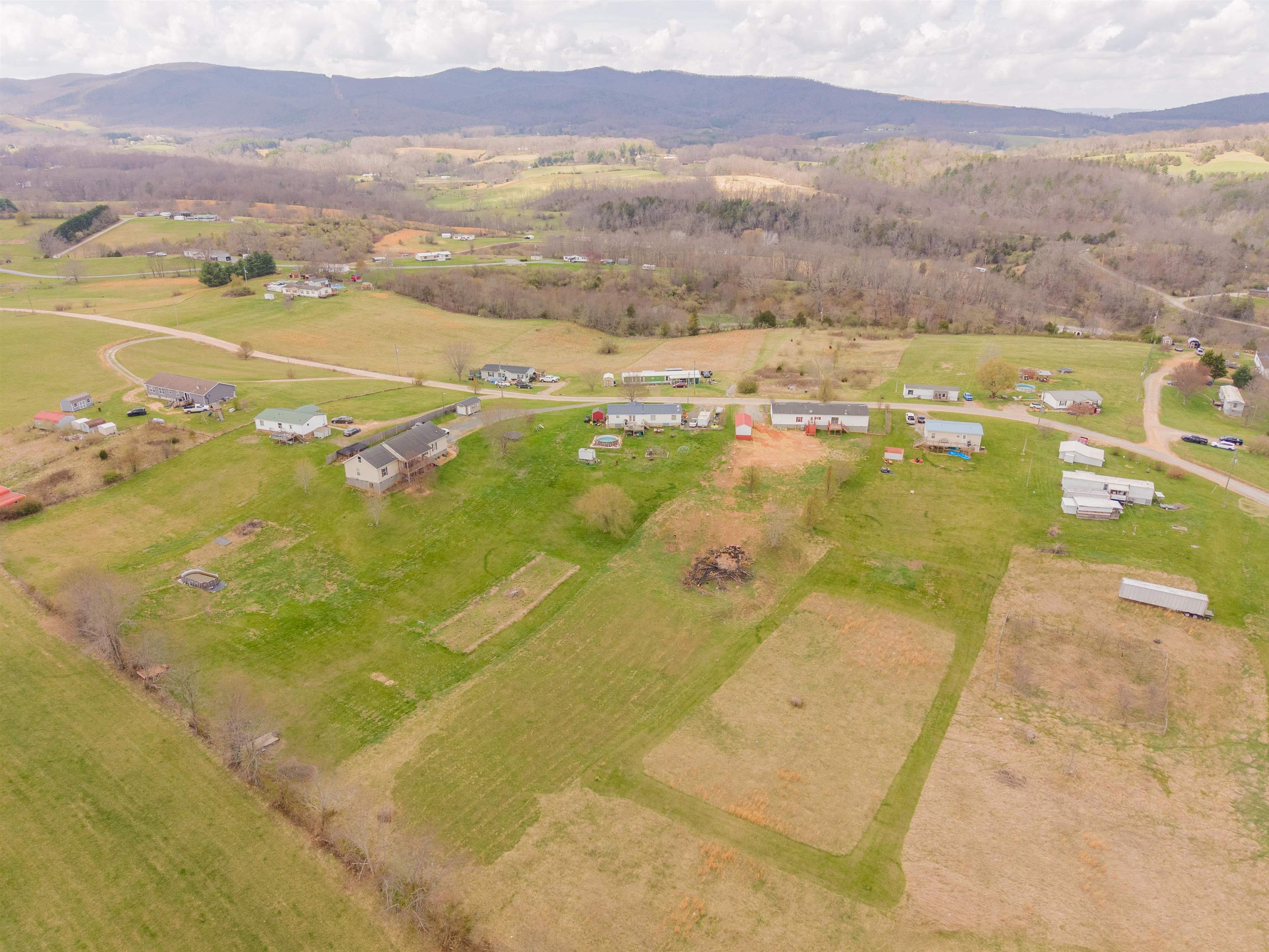 188 Grandview Drive Max Meadows VA 24360