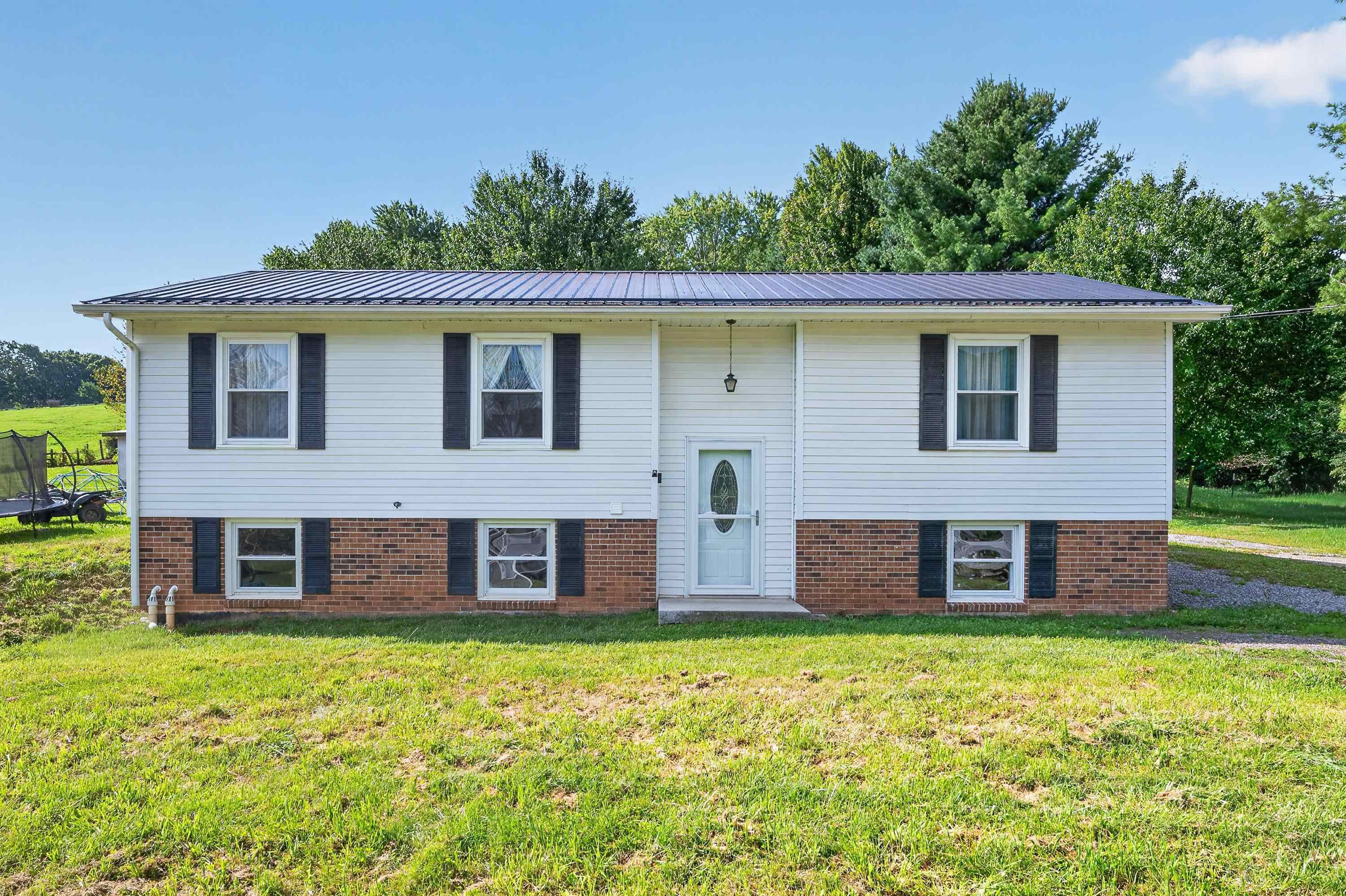 981 Cripple Creek Road Wytheville VA 24382