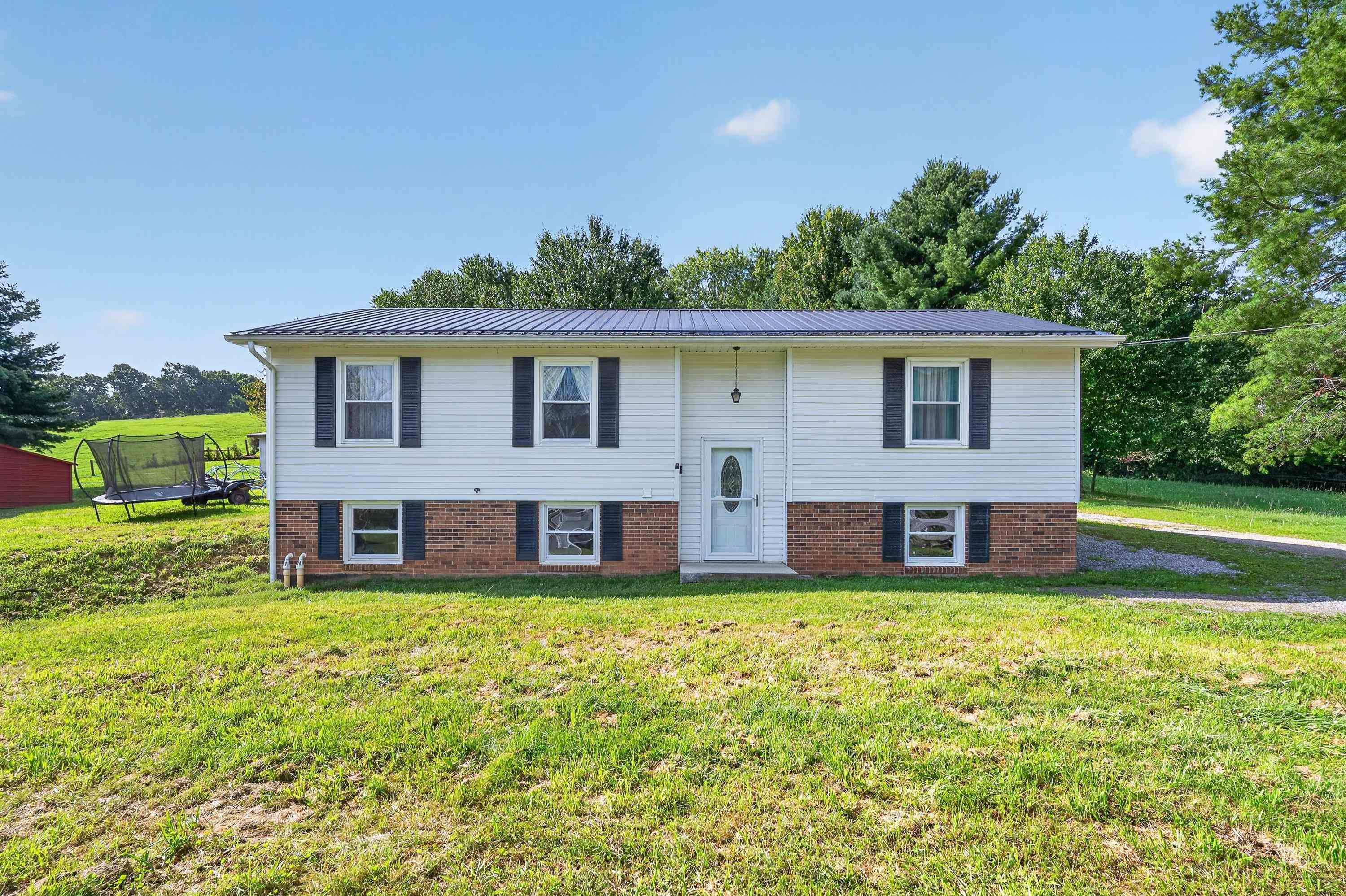 981 Cripple Creek Road Wytheville VA 24382