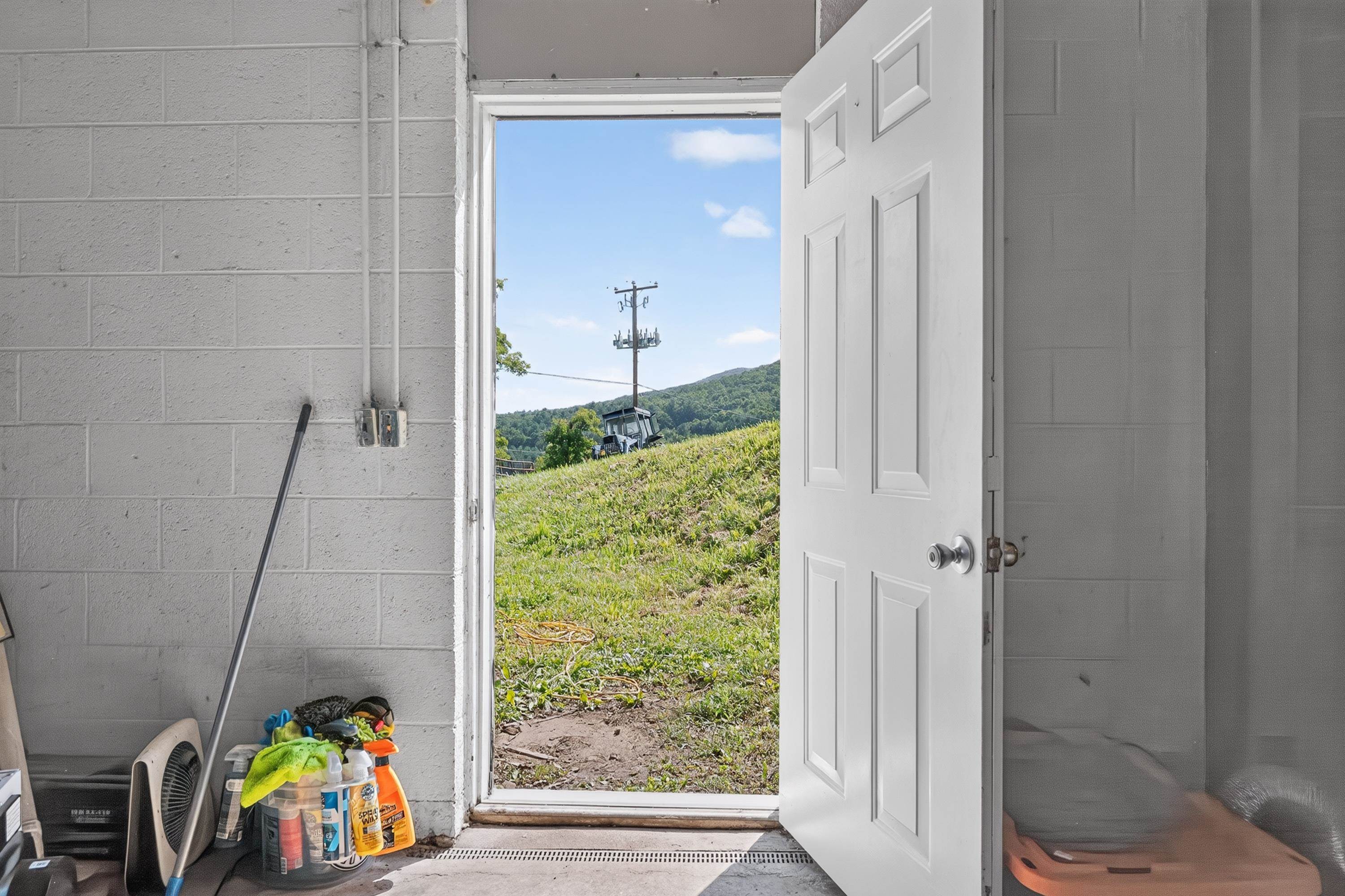 981 Cripple Creek Road Wytheville VA 24382