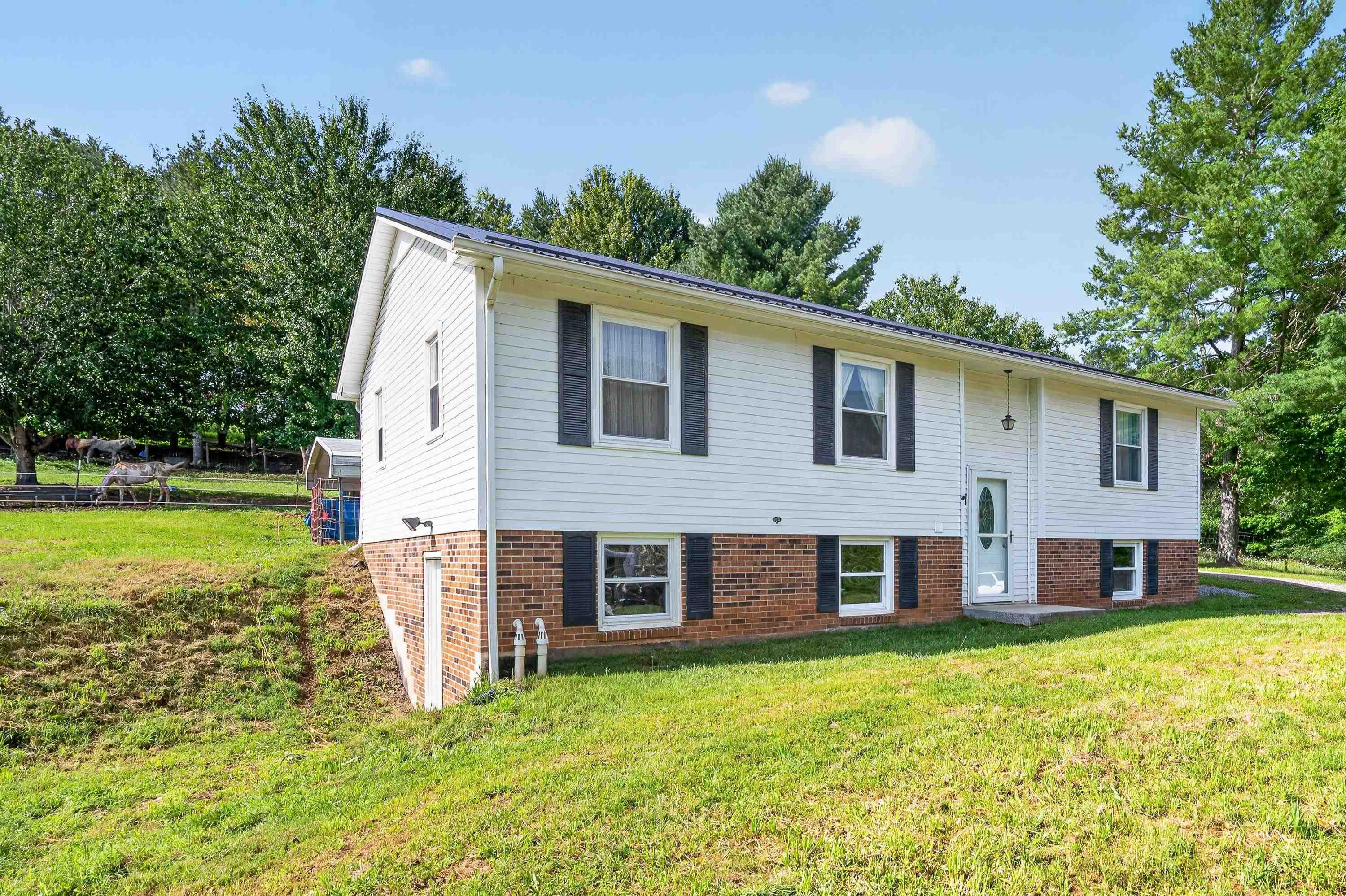 981 Cripple Creek Road Wytheville VA 24382