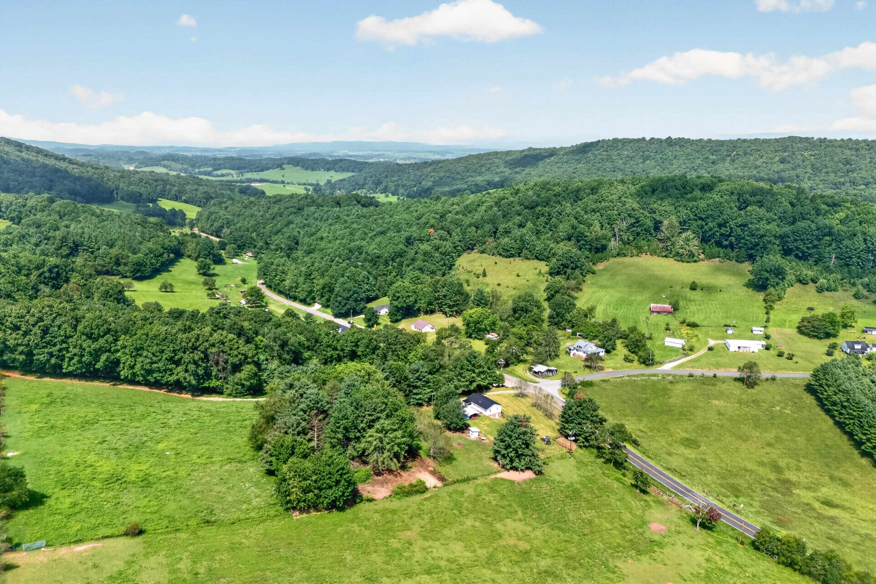 981 Cripple Creek Road Wytheville VA 24382