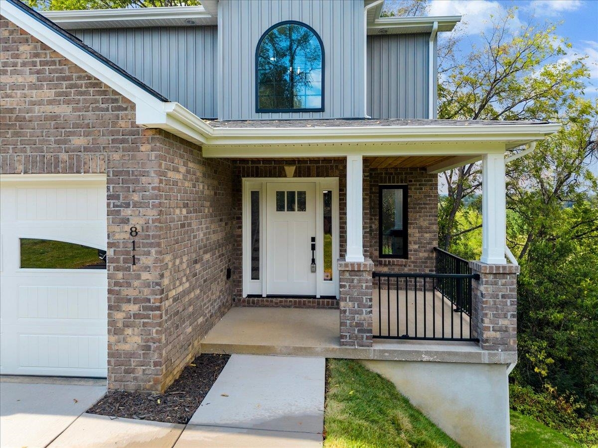 811 Third Street Radford VA 24141