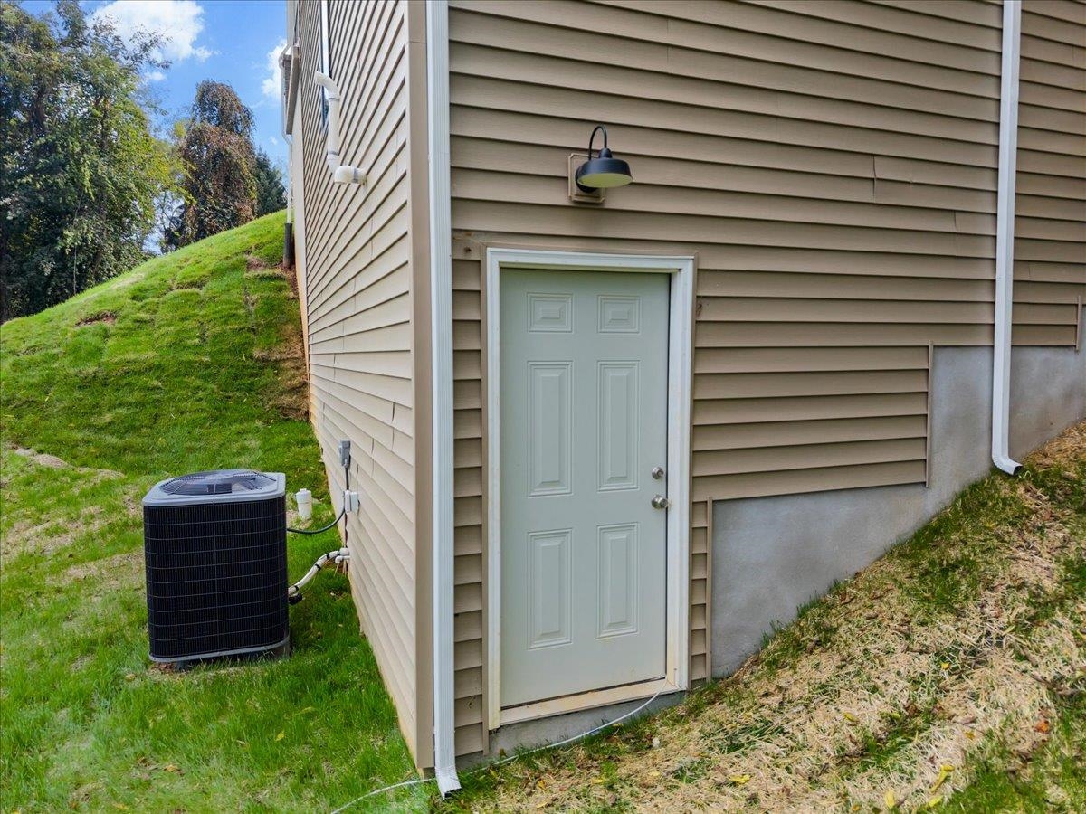 811 Third Street Radford VA 24141