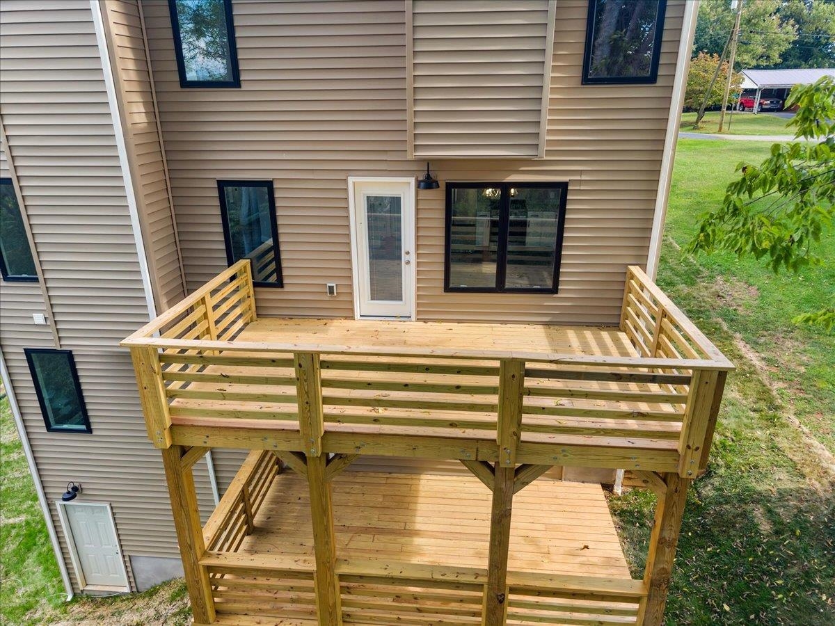 811 Third Street Radford VA 24141