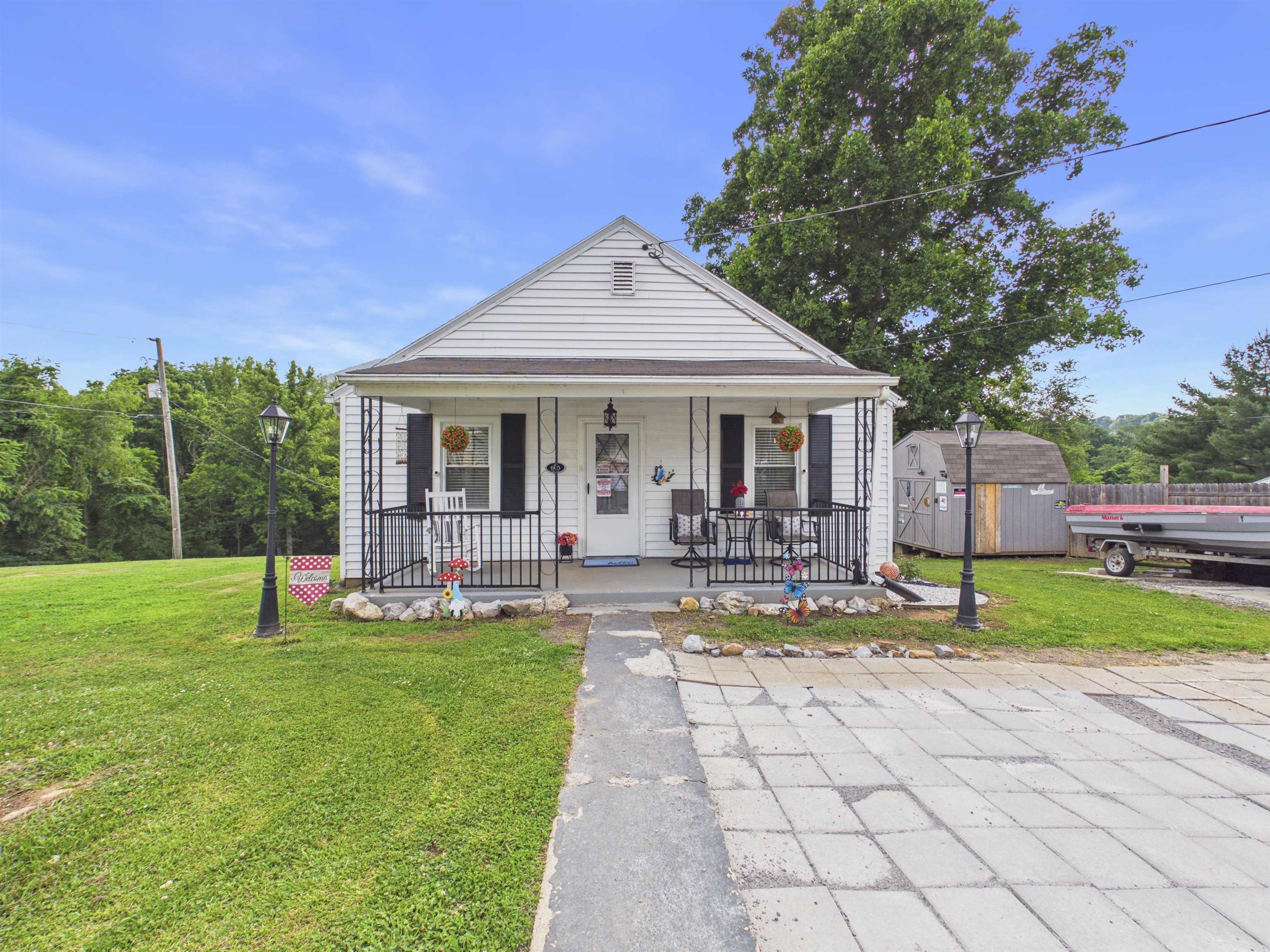 605 Giles Street Pearisburg VA 24134