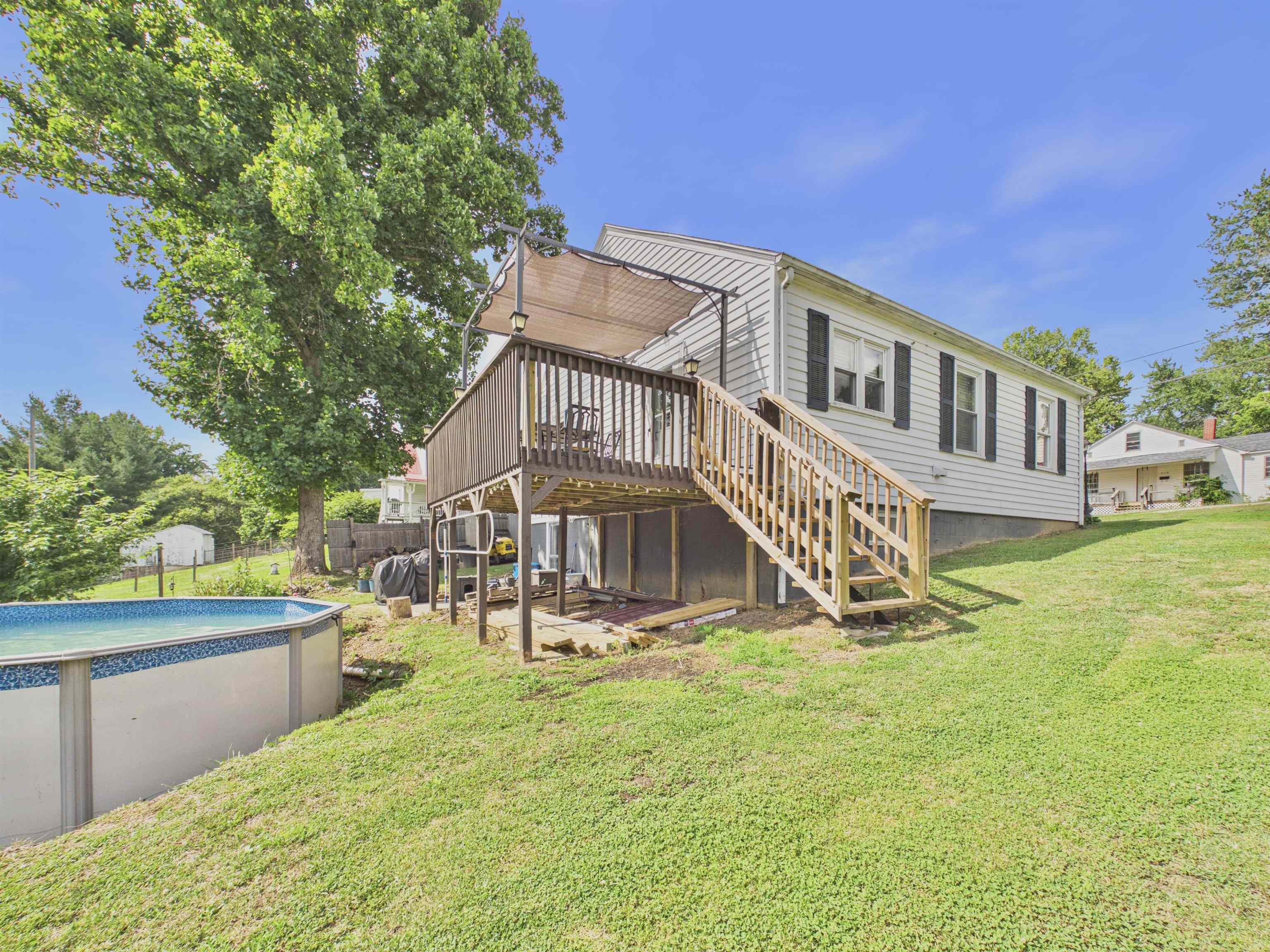 605 Giles Street Pearisburg VA 24134
