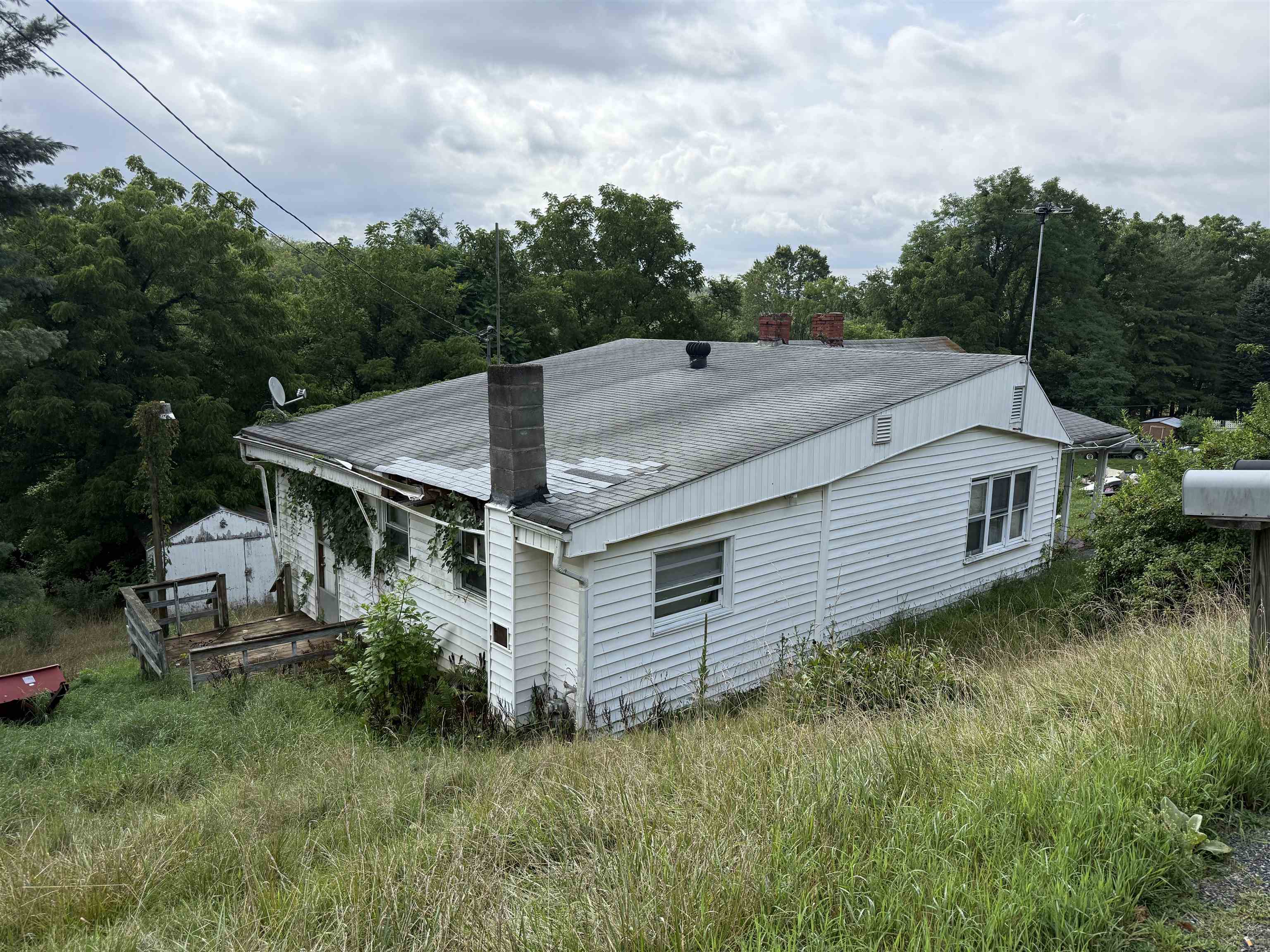 1970 Snider Lane Pulaski VA 24301