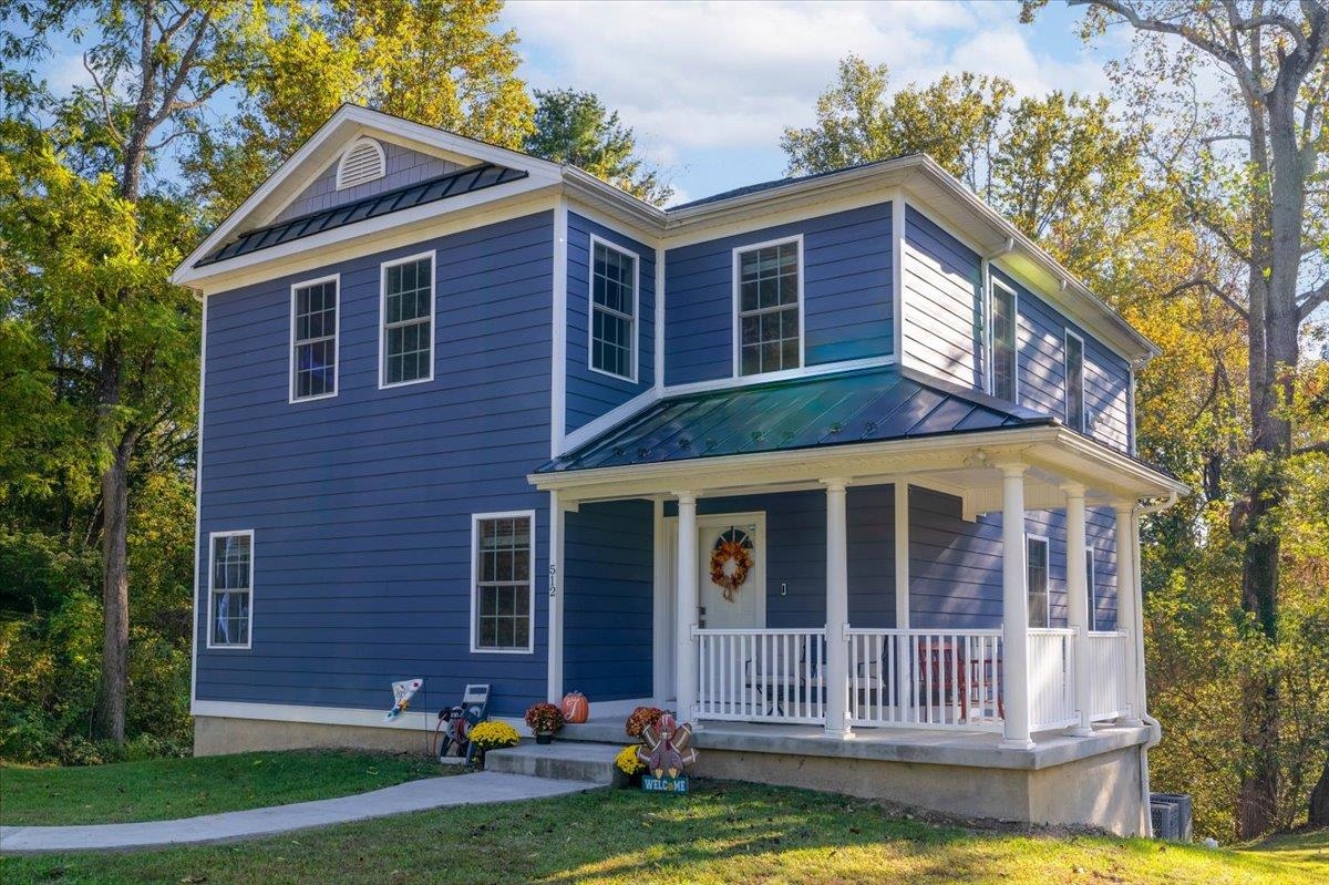 512 Howe Street Radford VA 24141