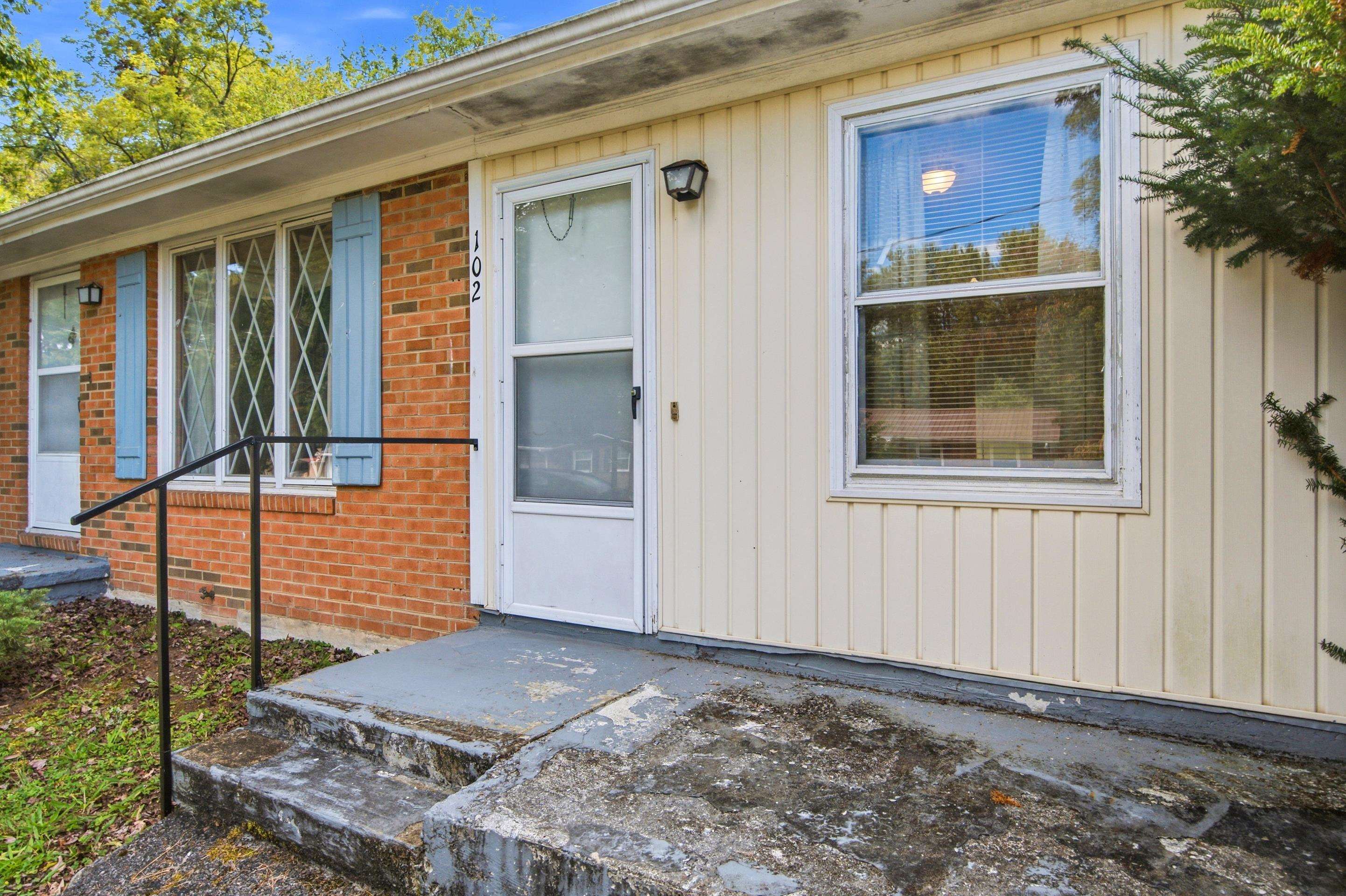 102 Foundry Place Radford VA 24141