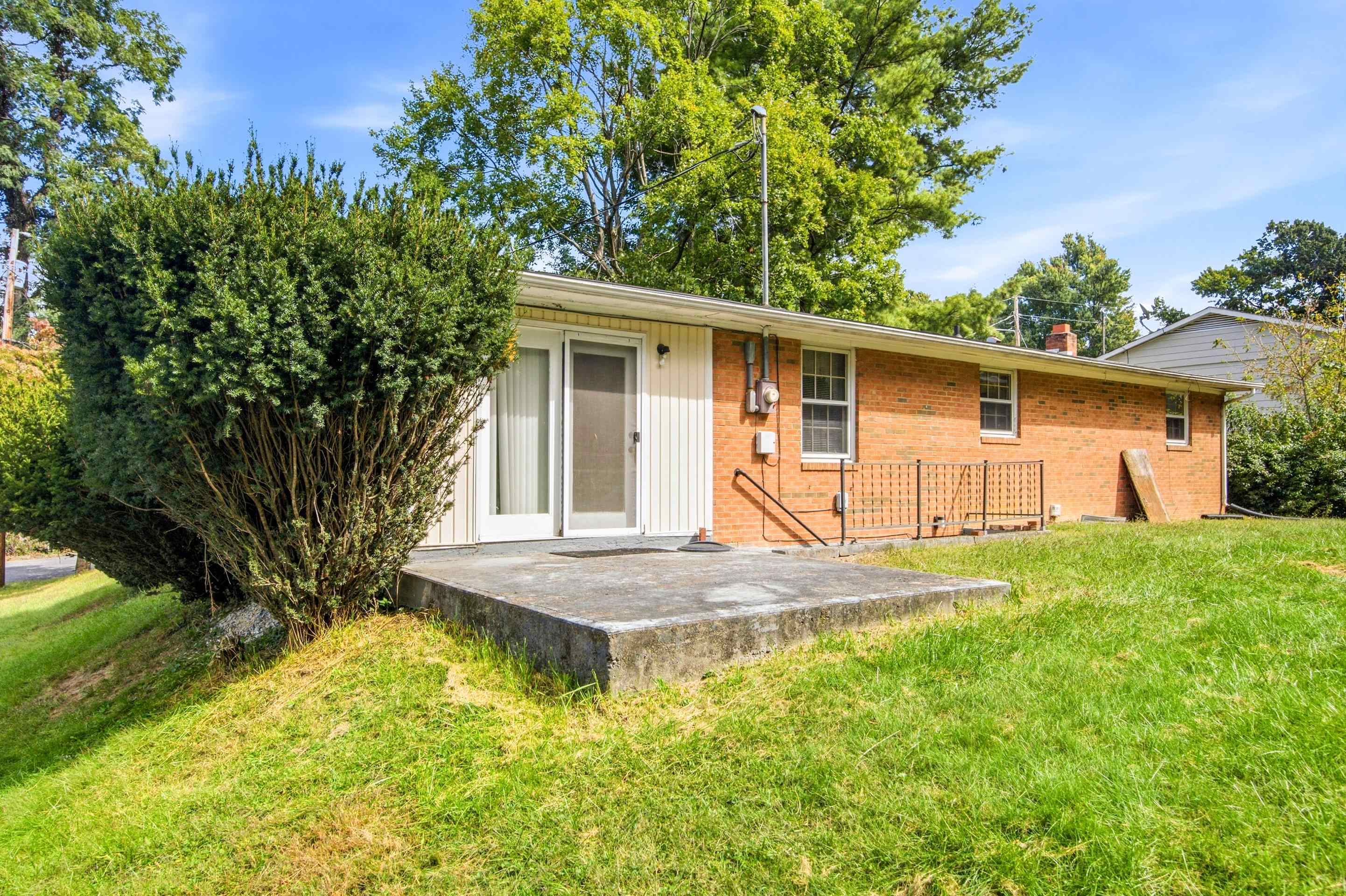 102 Foundry Place Radford VA 24141