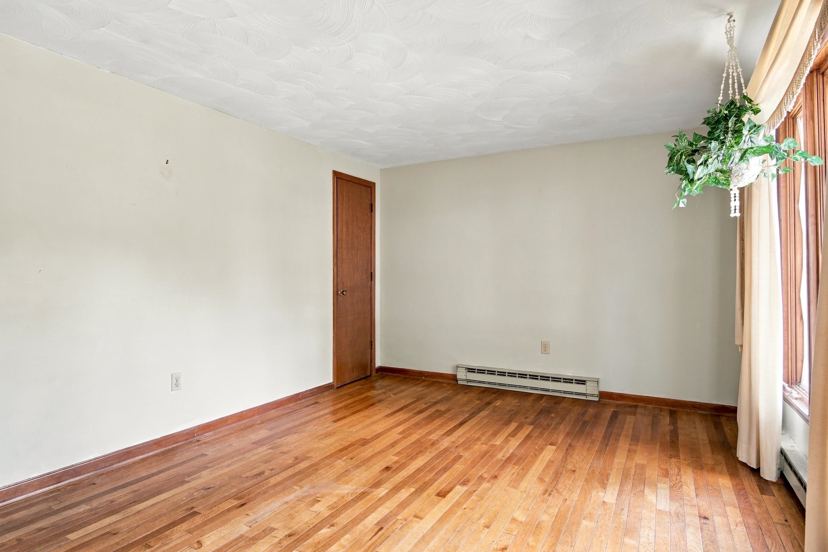 102 Foundry Place Radford VA 24141