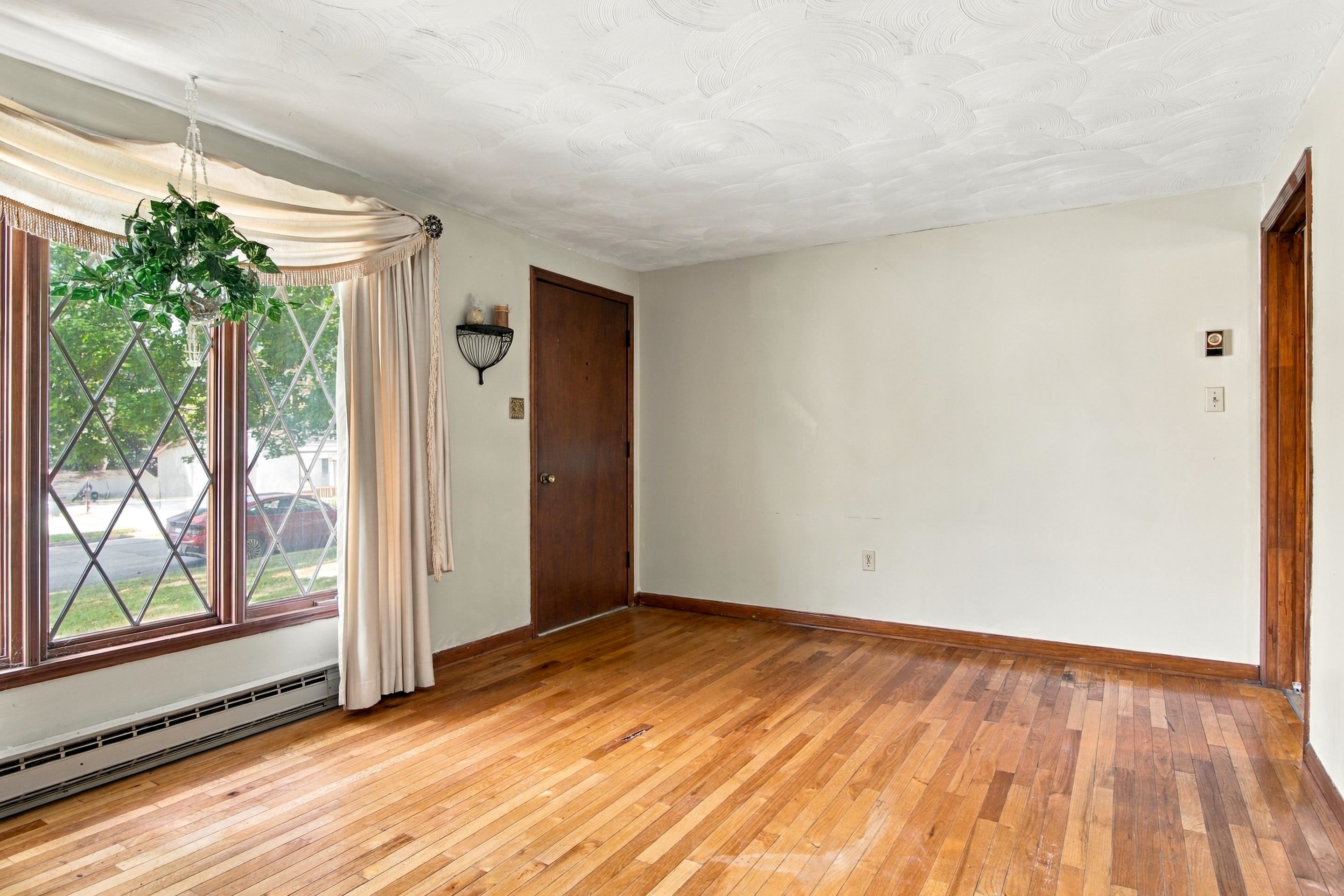102 Foundry Place Radford VA 24141