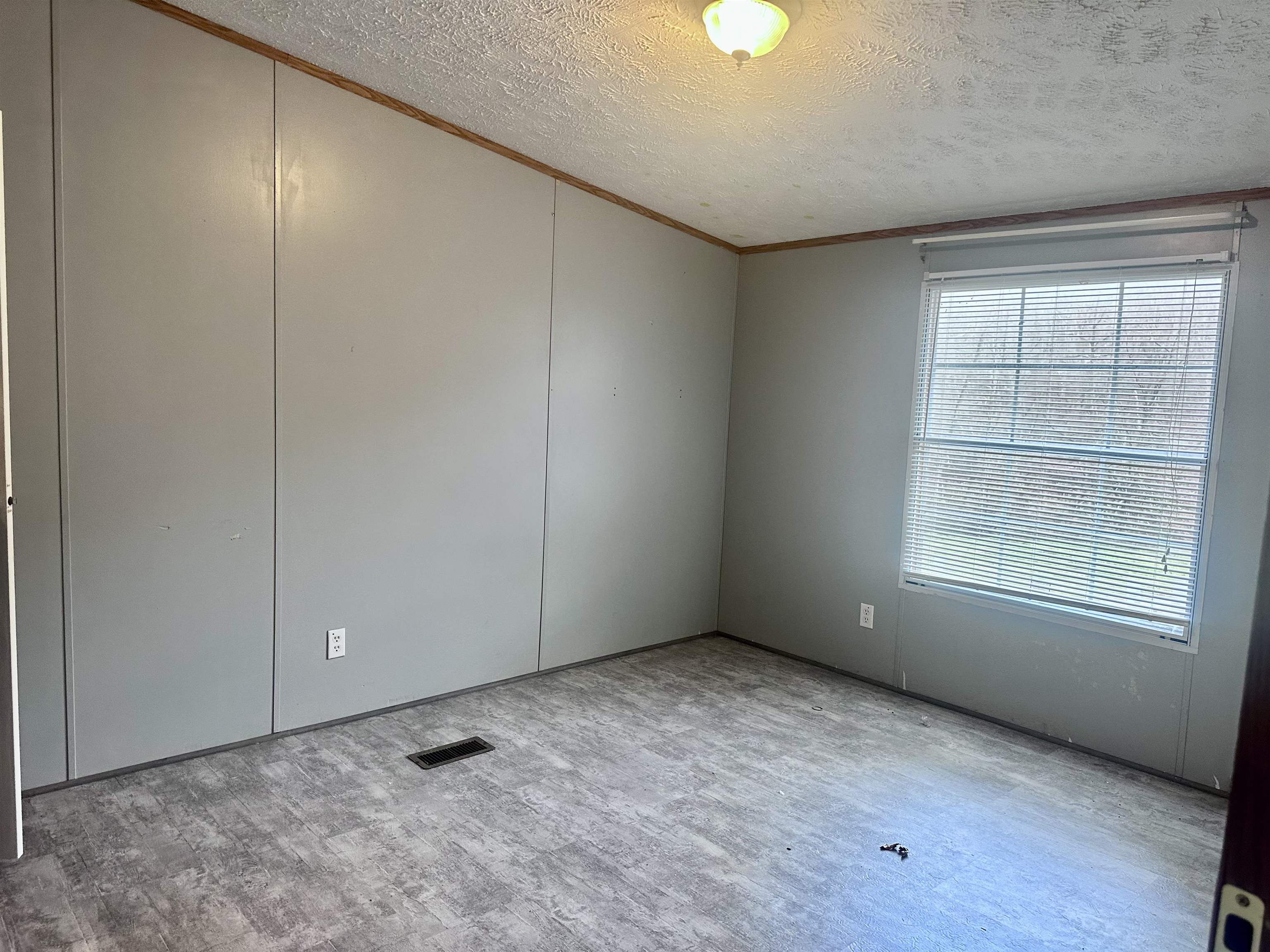 7688 Mud Fork Road Bluefield VA 24605