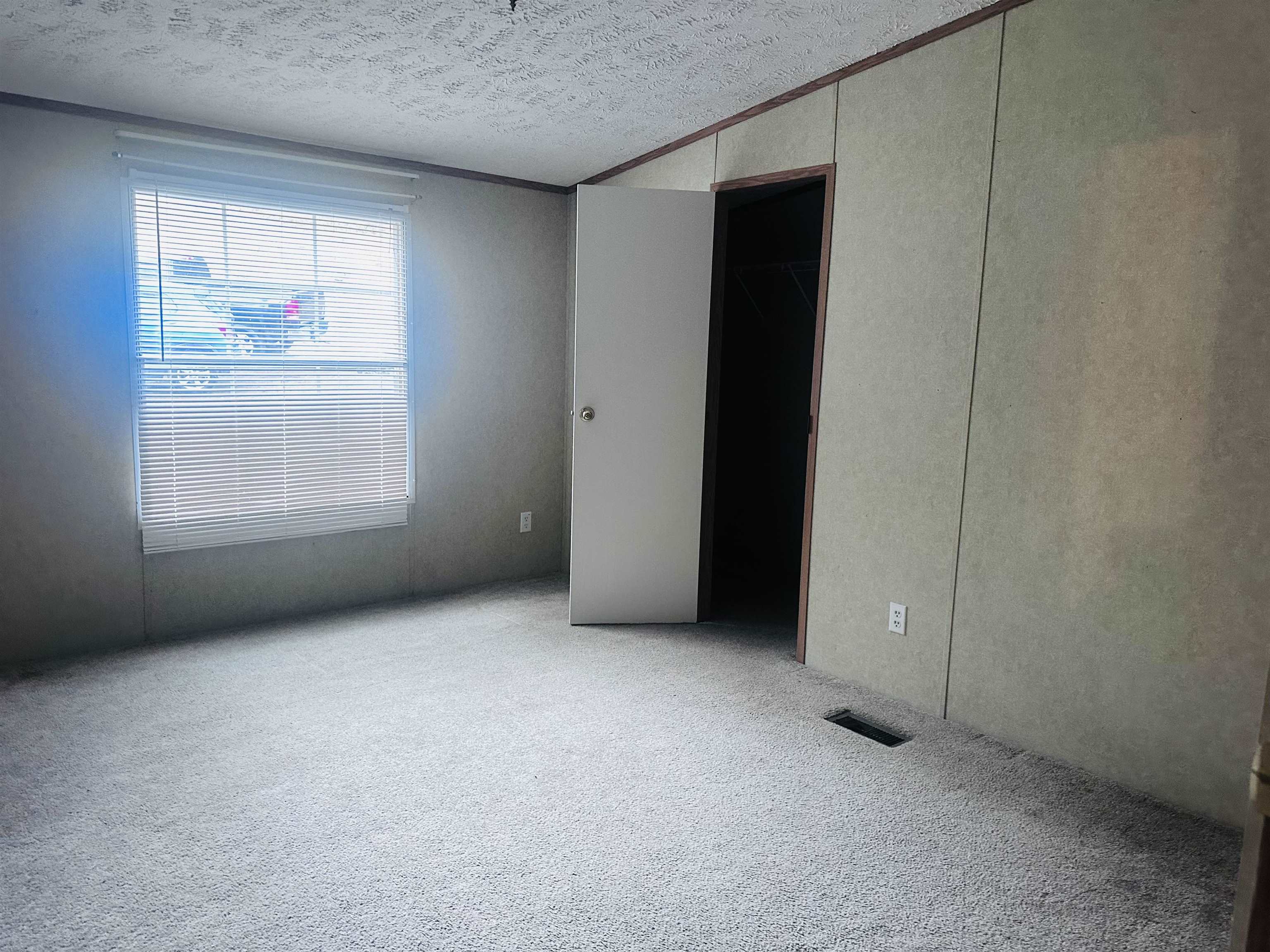 7688 Mud Fork Road Bluefield VA 24605