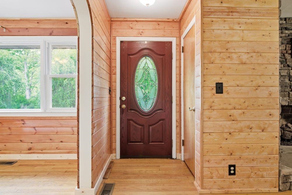 1961 Wolf Creek Road Narrows VA 24124