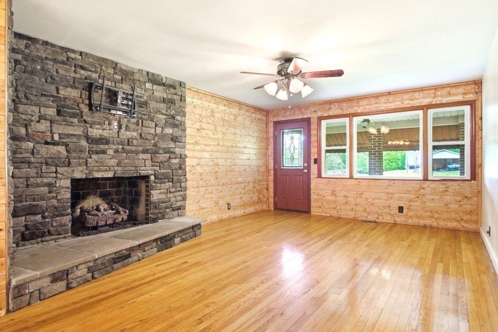 1961 Wolf Creek Road Narrows VA 24124