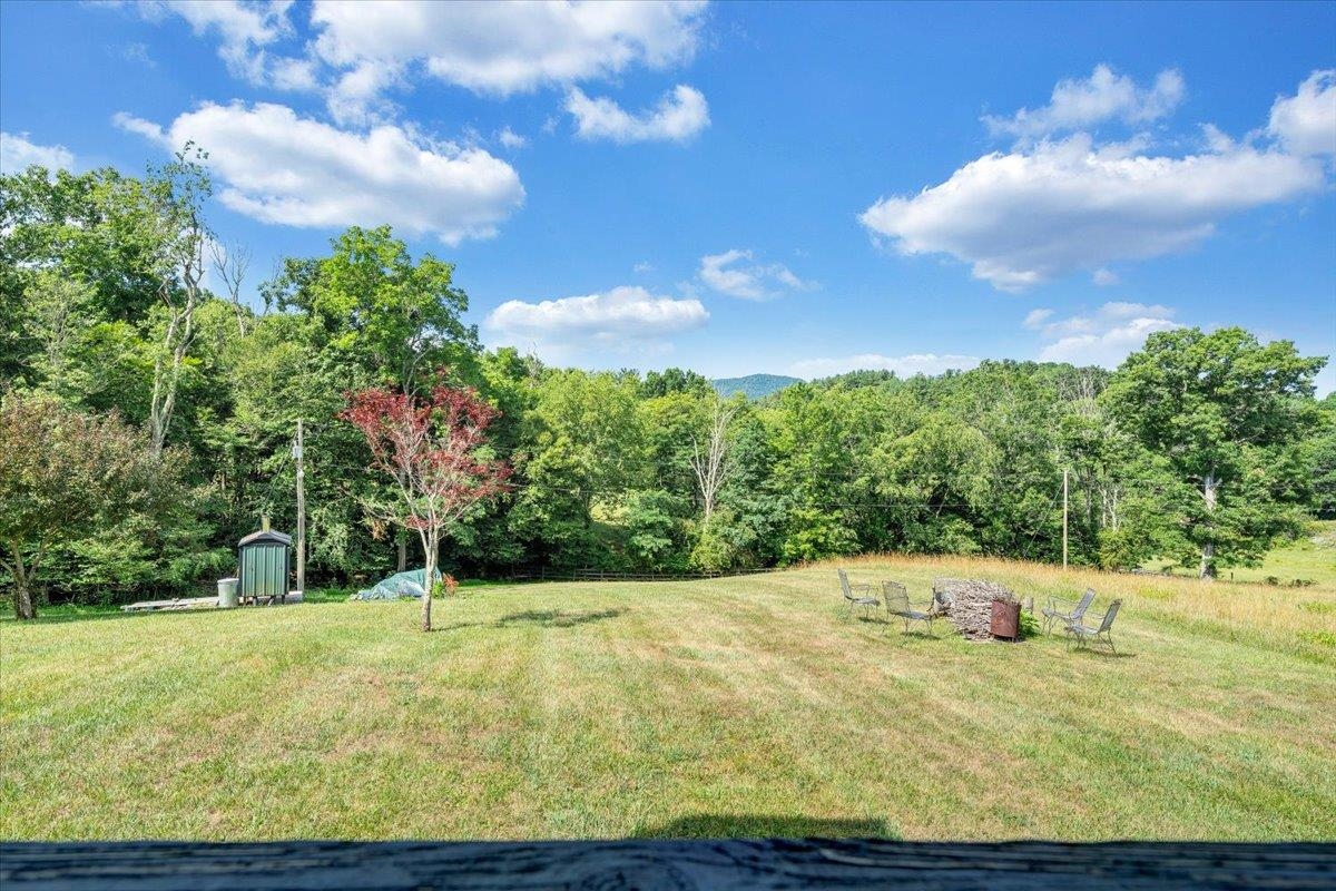 2275 Union School Road SW Floyd VA 24091
