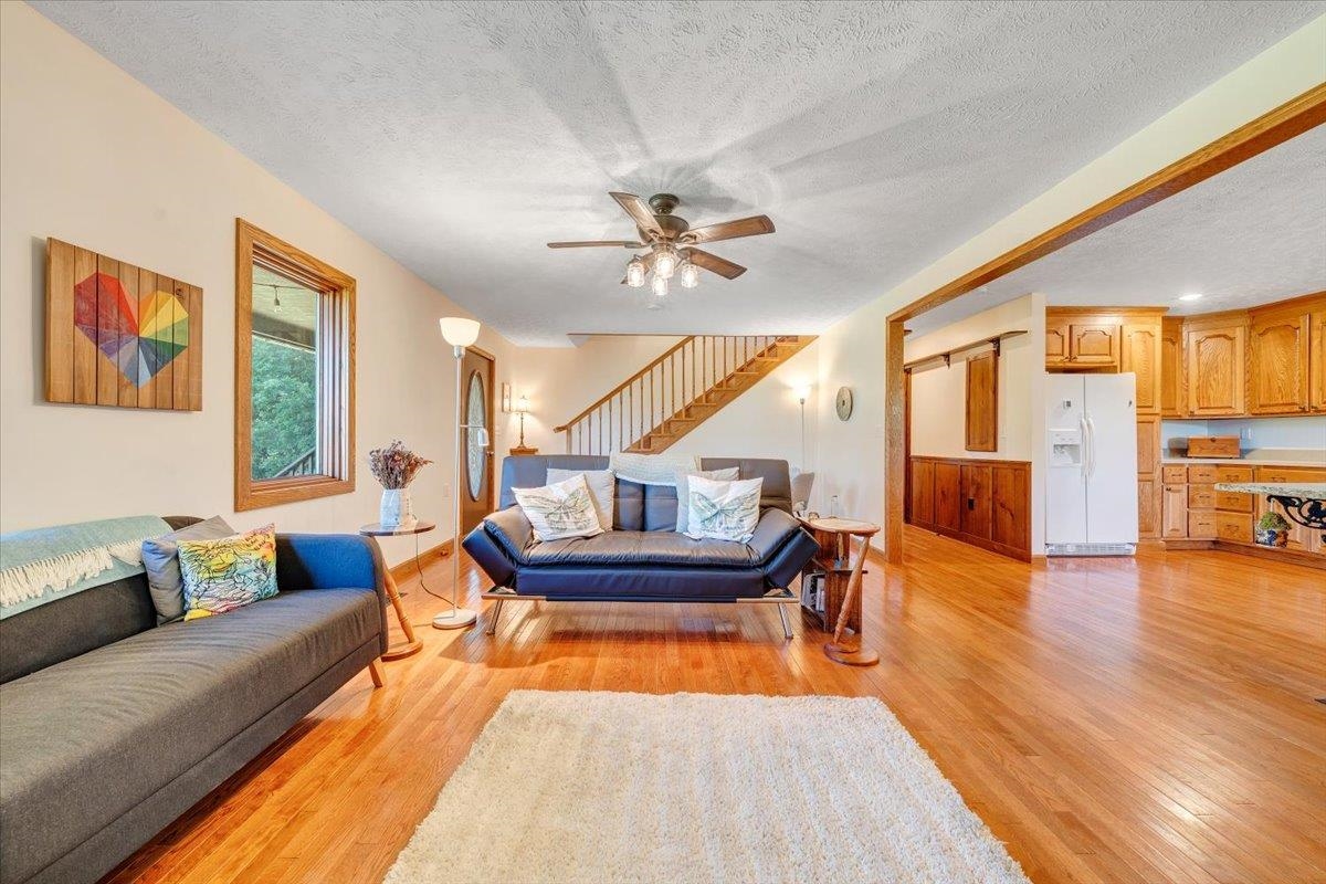 2275 Union School Road SW Floyd VA 24091