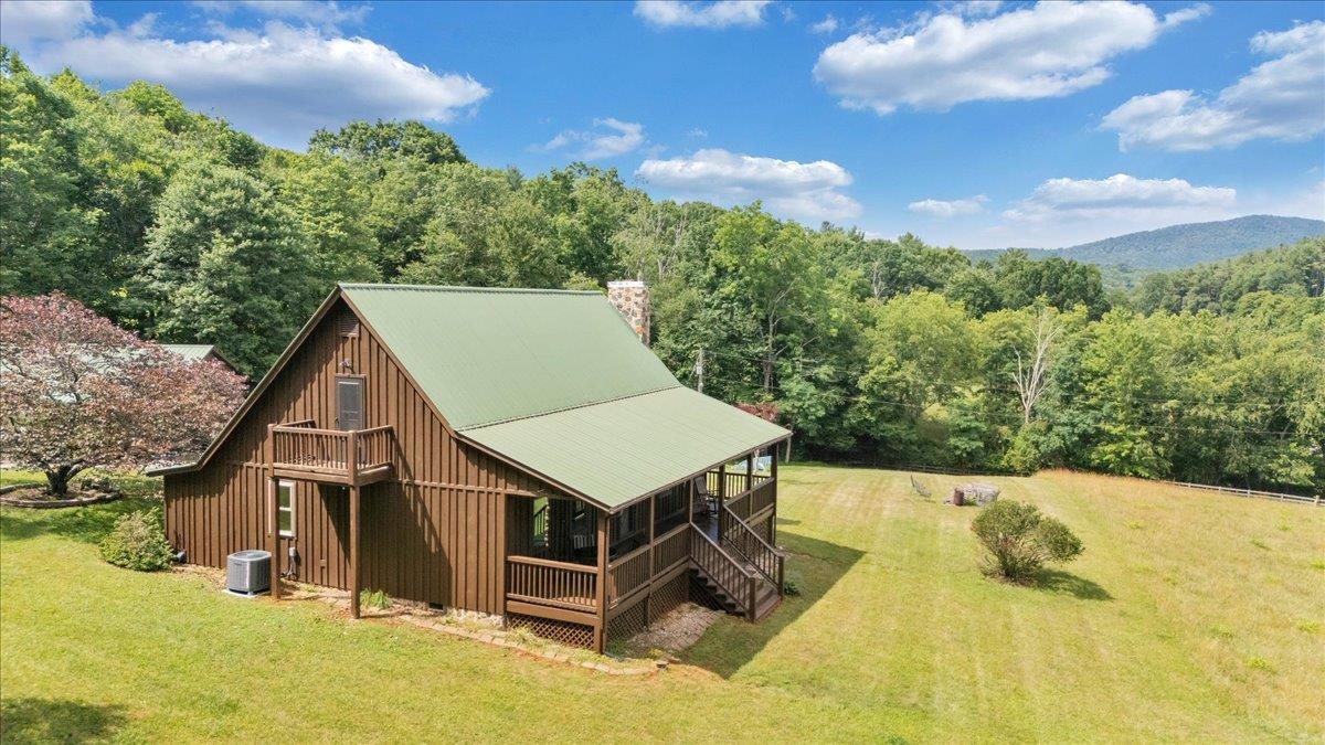 2275 Union School Road SW Floyd VA 24091