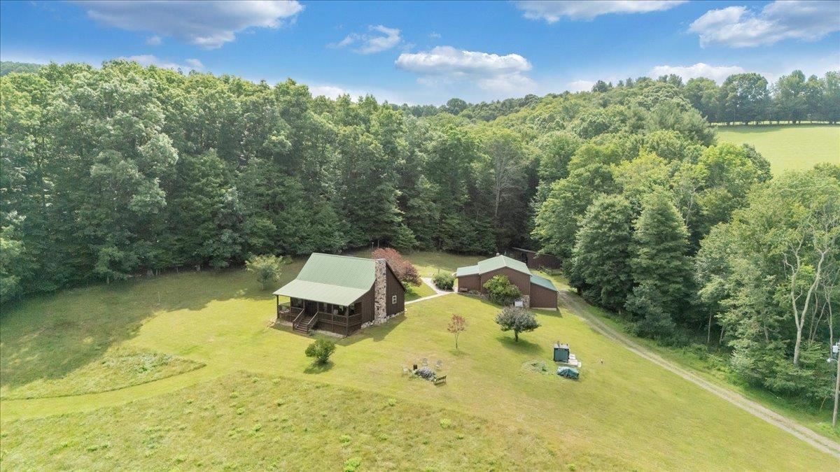 2275 Union School Road SW Floyd VA 24091