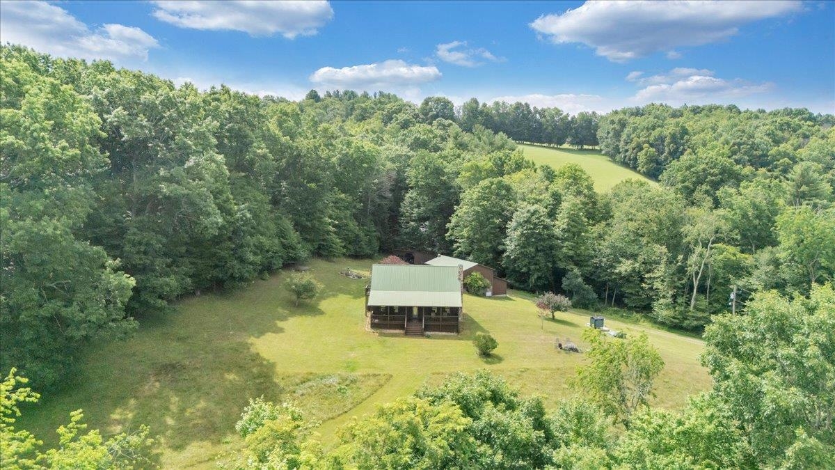 2275 Union School Road SW Floyd VA 24091