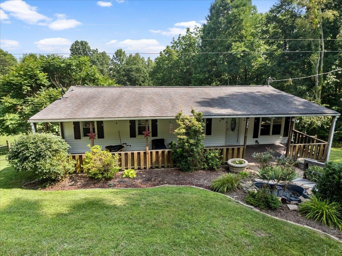 6586 Parrott Mountain Drive Parrott VA 24132
